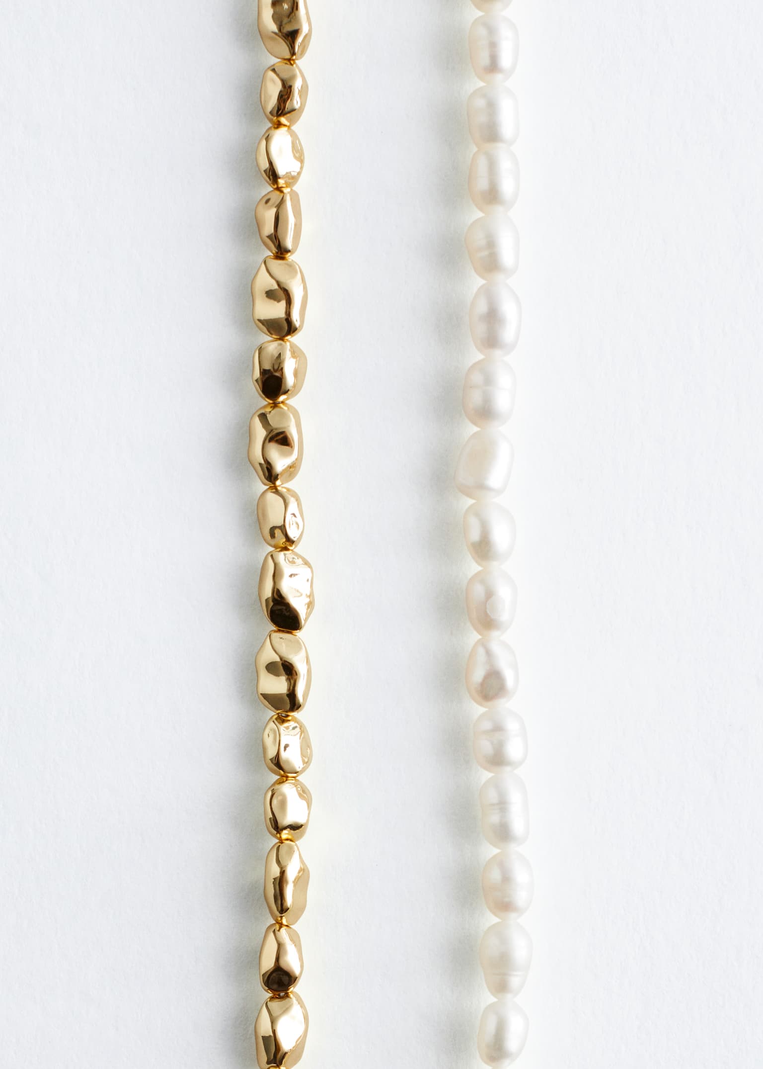 Short Irregular Bead Necklace - Gold/White - 2