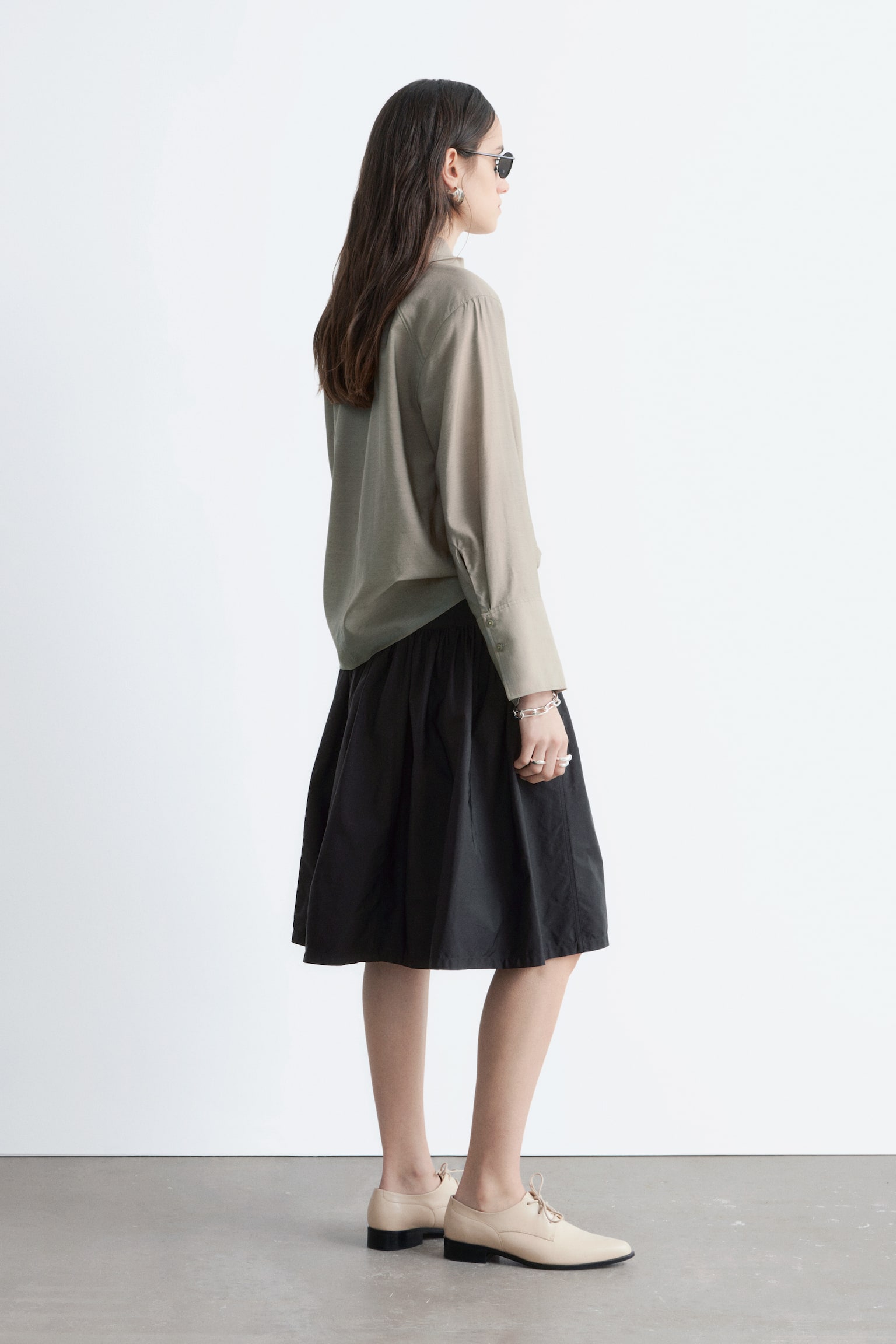 Puff A-line Midi Skirt - שחור - 7