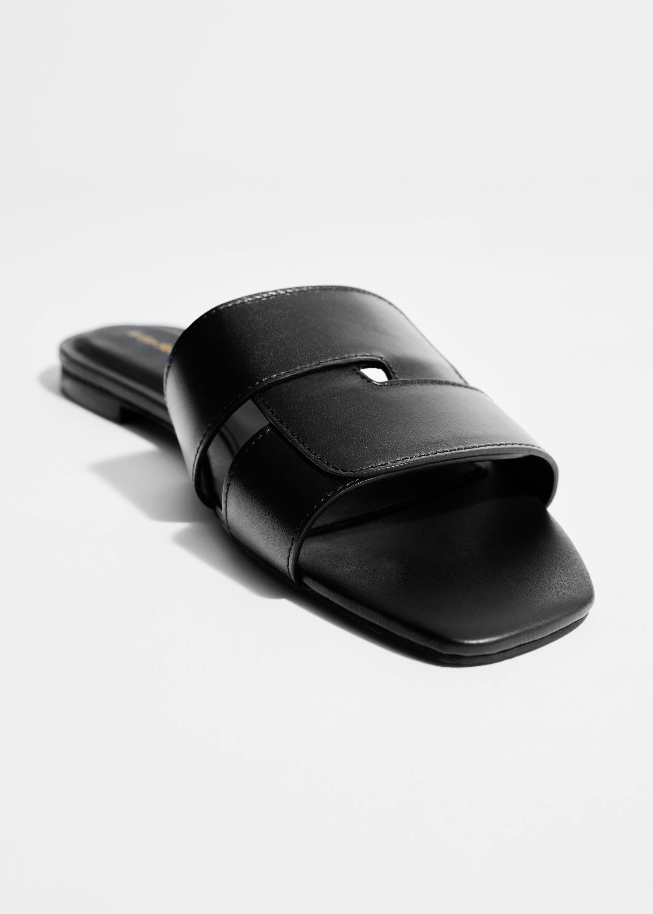 Größeres Bild ansehen: Pantoletten aus Leder - Schwarz - Ladies | H&M DE 3