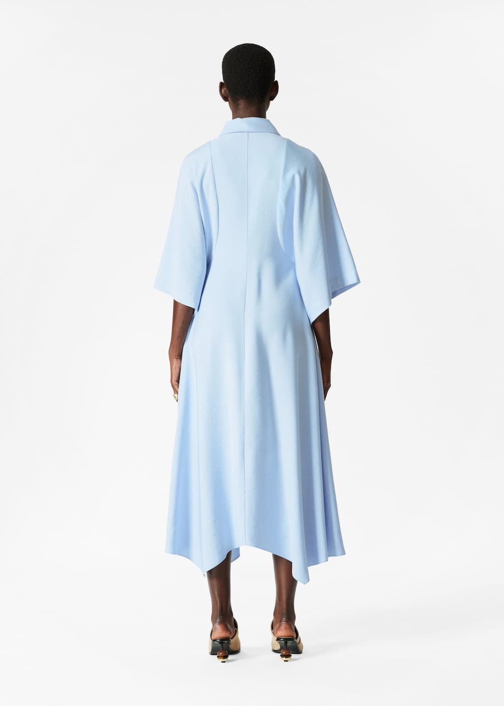 Midilång skjortklänning – Svart – lookbook