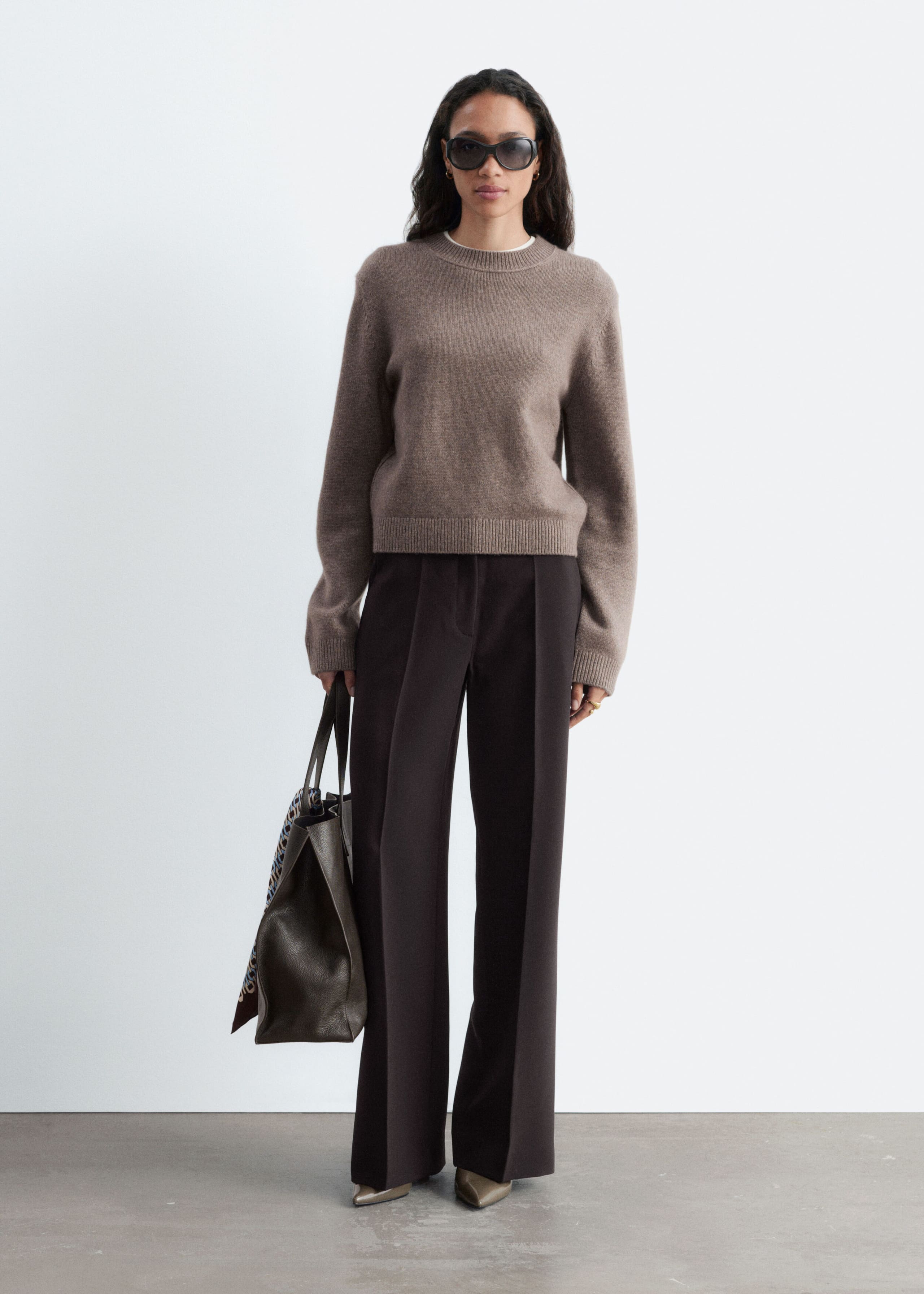 Loose-Fit Tailored Trousers - Dark Red - Lookbook