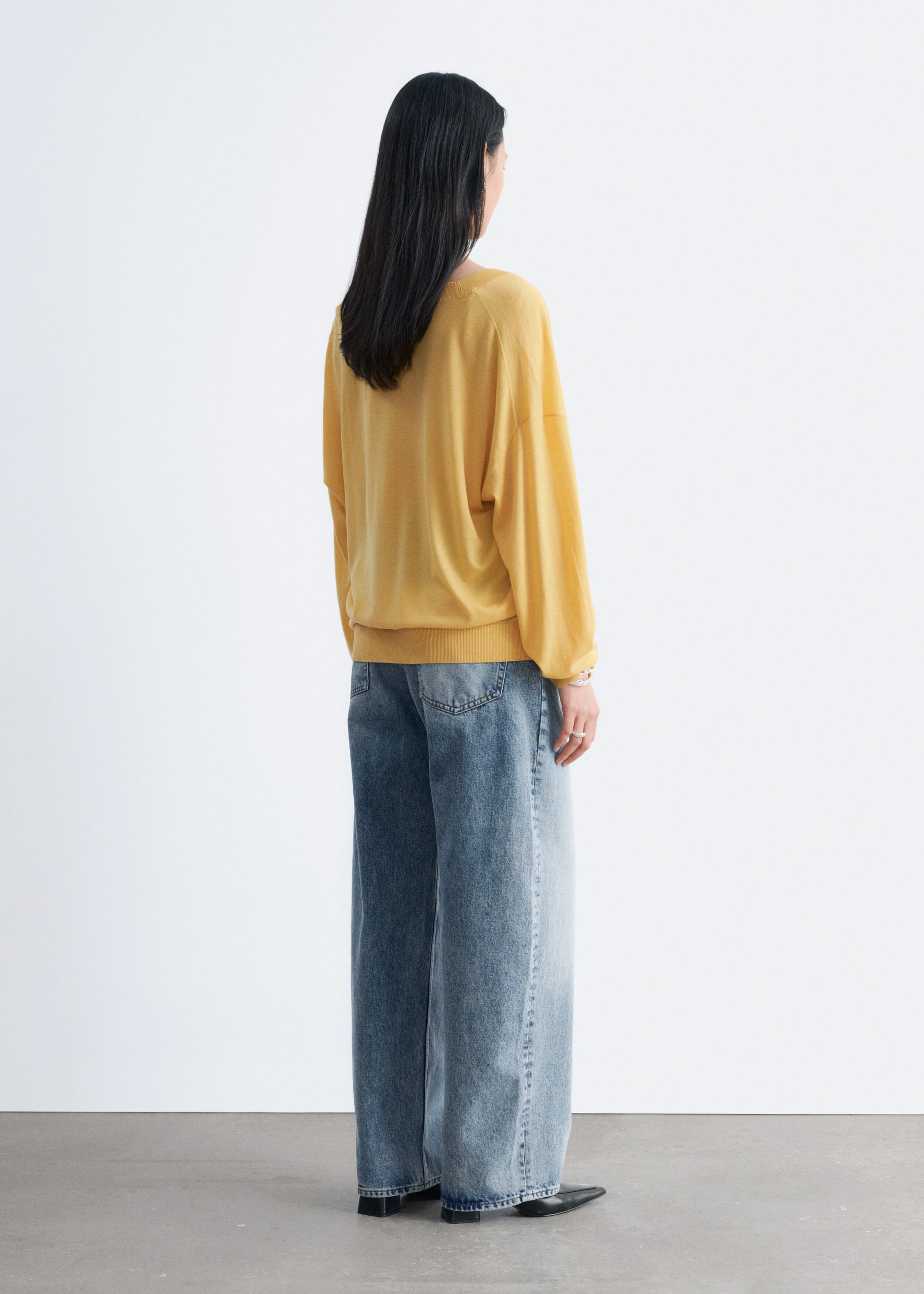 Image of Jersey de lana merino y corte holgado