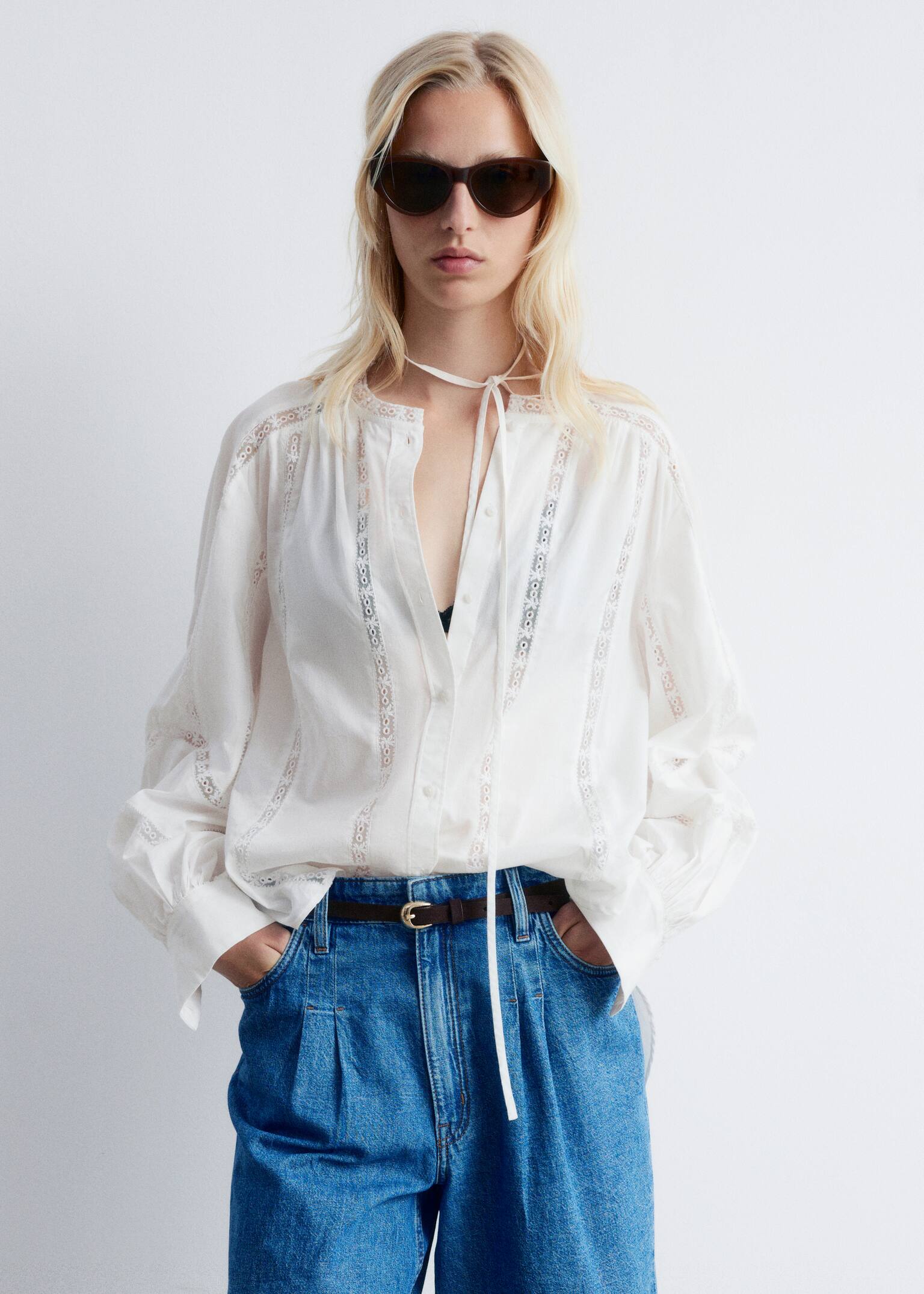 Volumineuze blouse met kant - Wit/Zwart