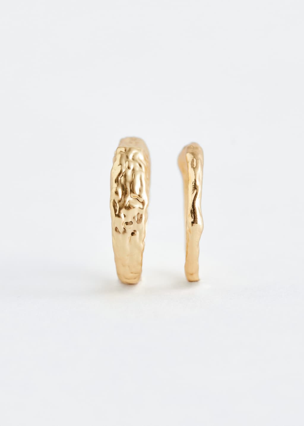 Image of Set med texturerade ringar