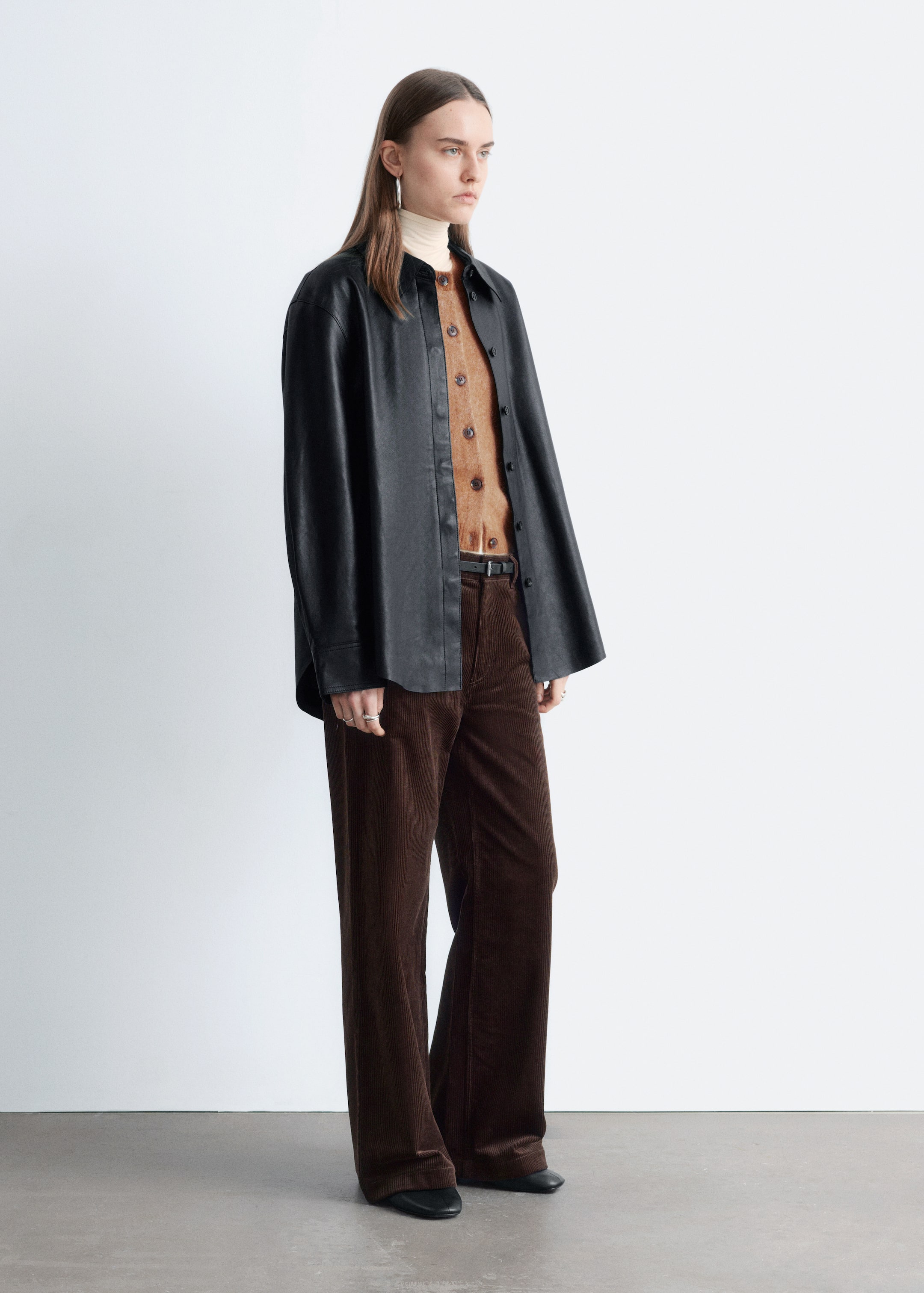 Προβολή μεγαλύτερης εικόνας: Παντελόνι Κορντουρόι με Φαρδιά Γραμμή - Σκούρο Καφέ - Ladies | H&M GR 5