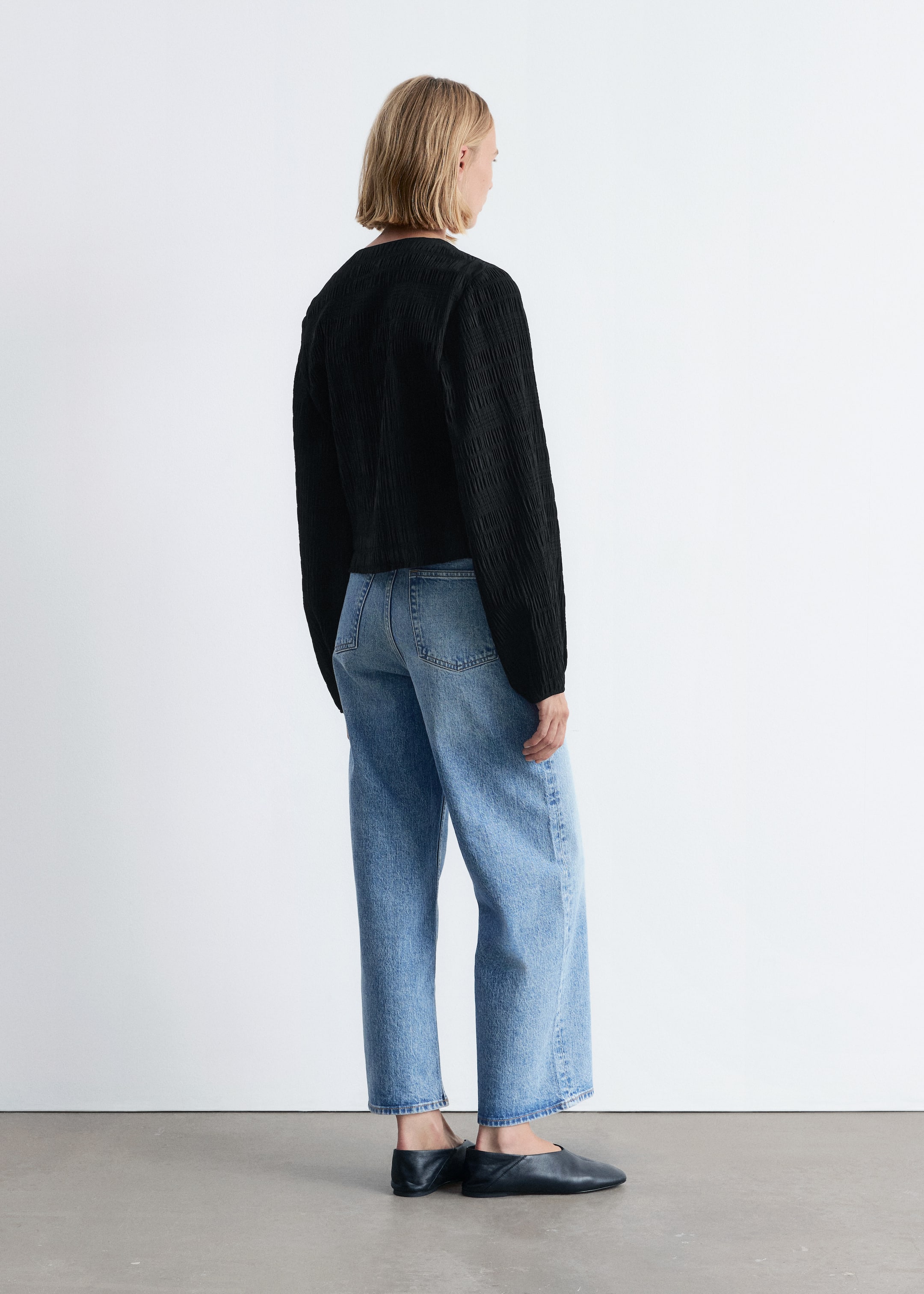 Agrandir l'image: Haut à smocks et manches ballon - Noir - FEMME | H&M FR 3
