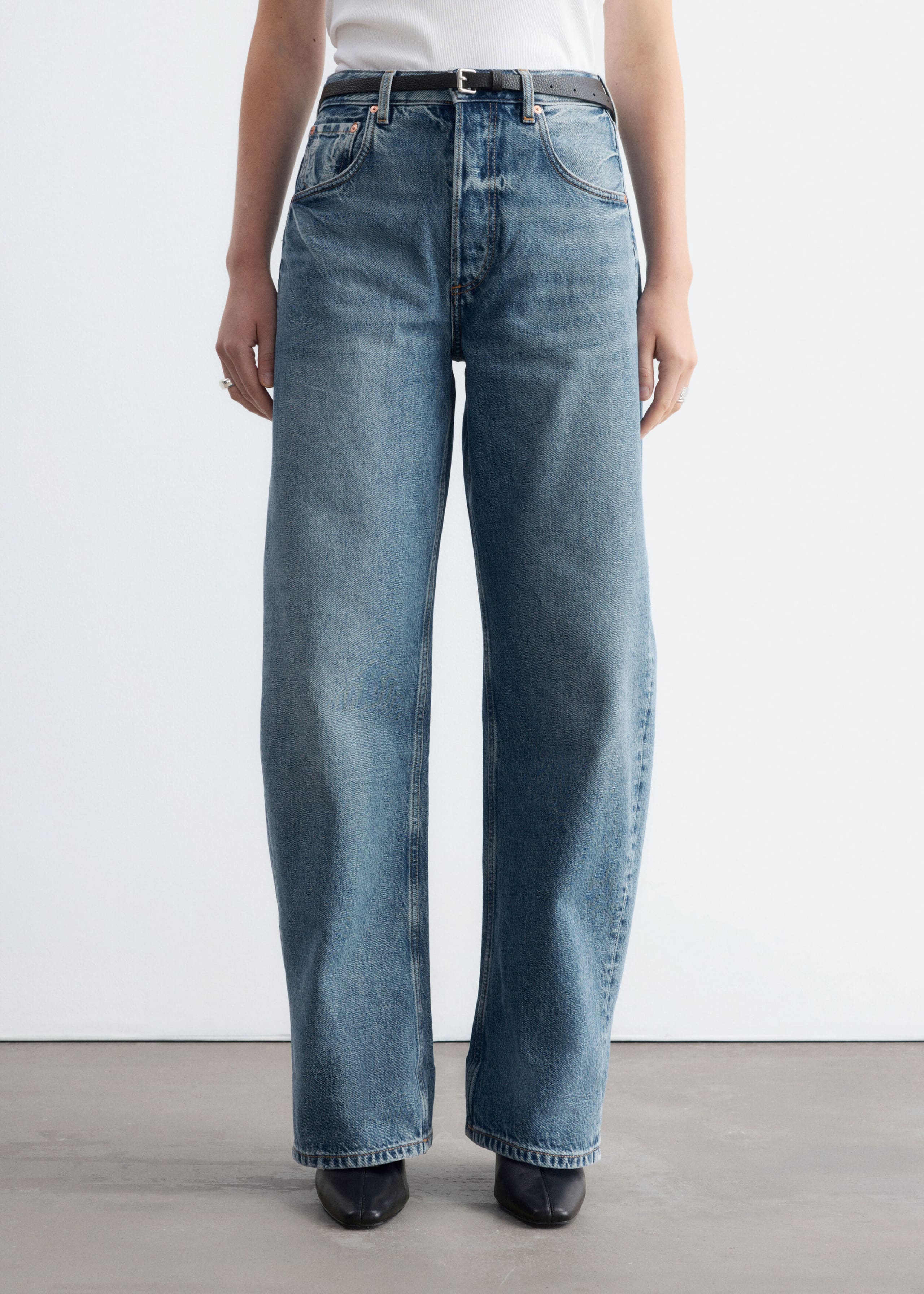 Barrel-Leg Jeans - Mid Blue - Still Life