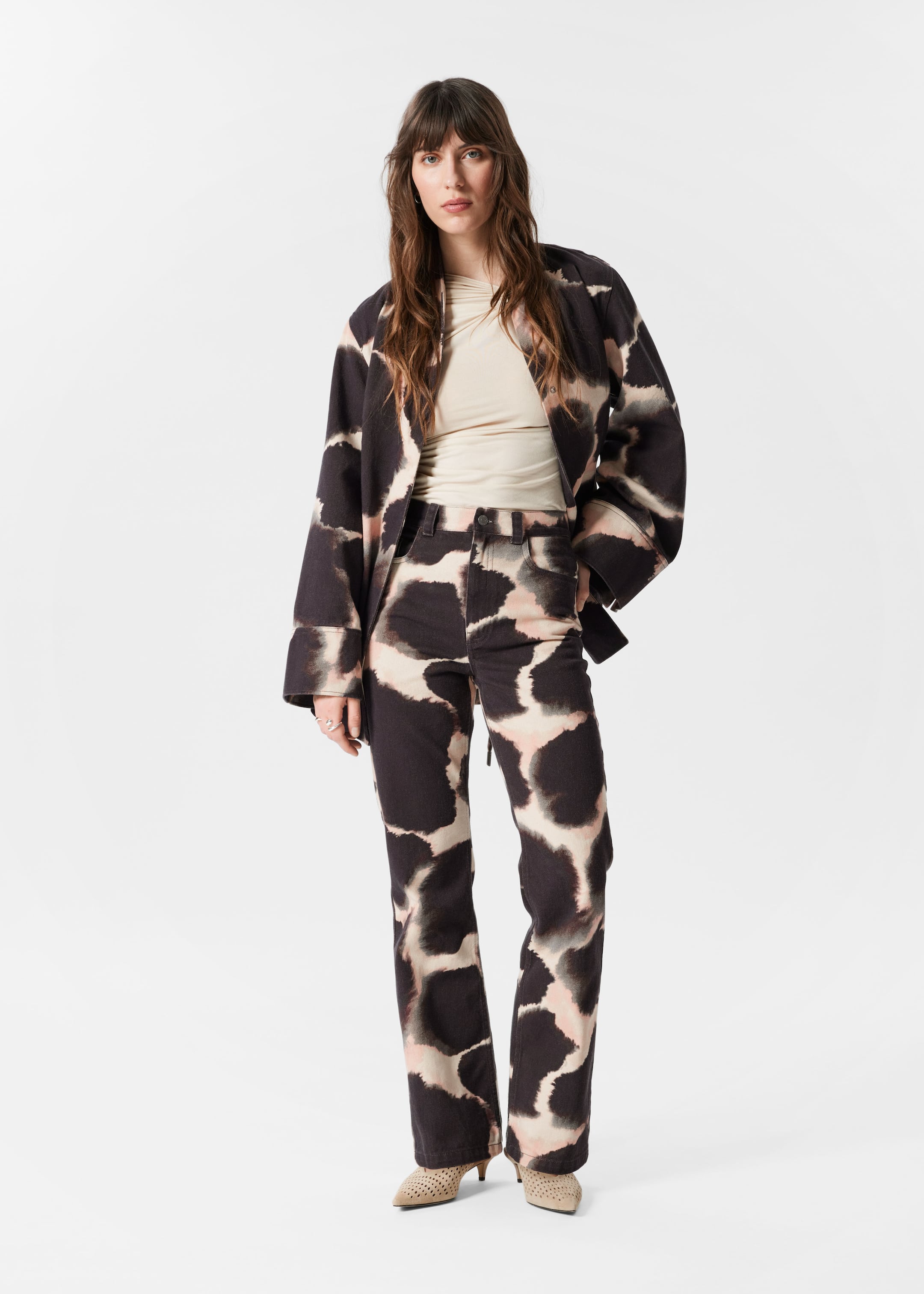 Grotere afbeelding bekijken: Broek met rechte pijpen - Bruin met print - DAMES | H&M NL 1