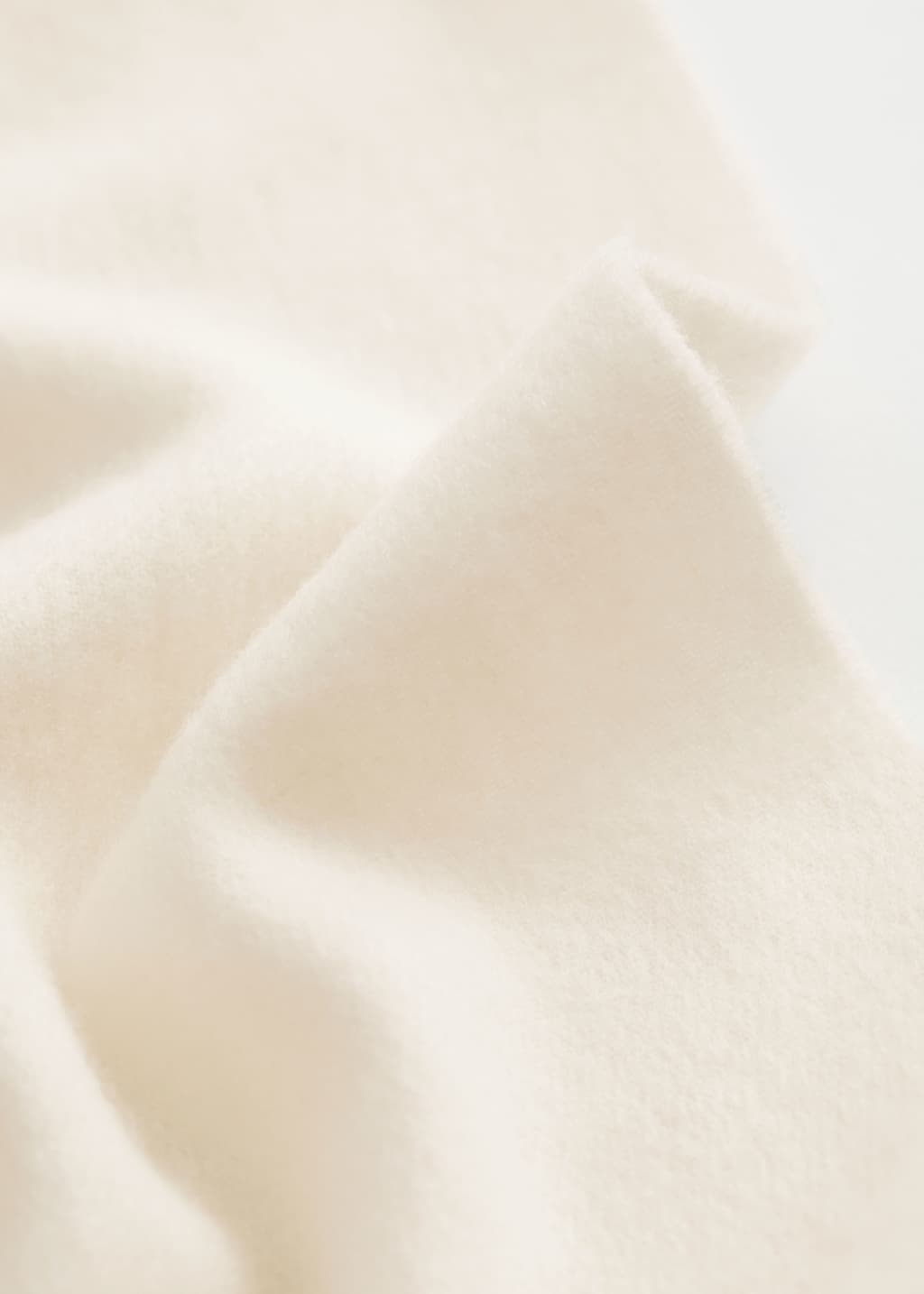 Image of Sciarpa in stile coperta in lana con frange