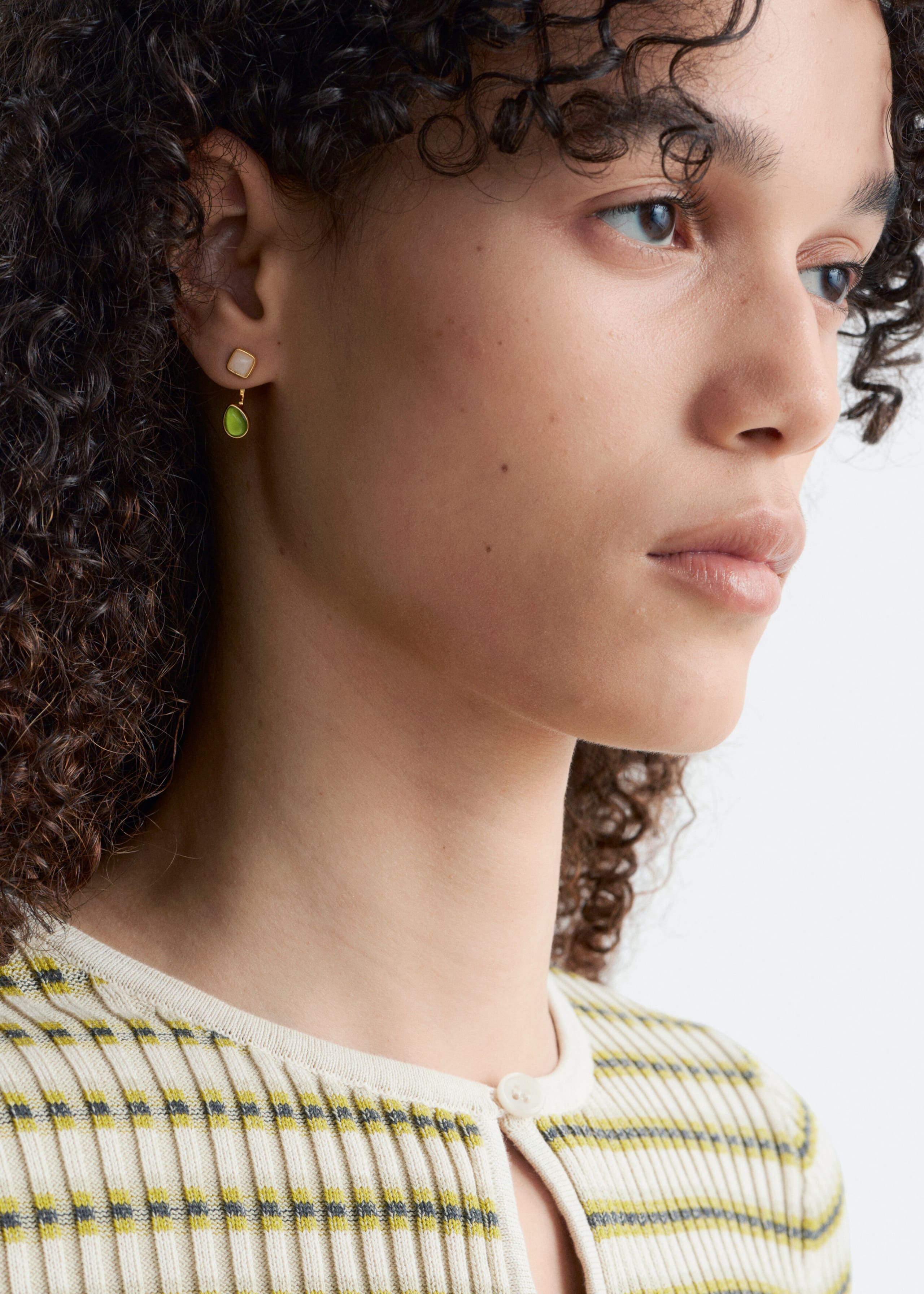 Image of Örhängen med stenar