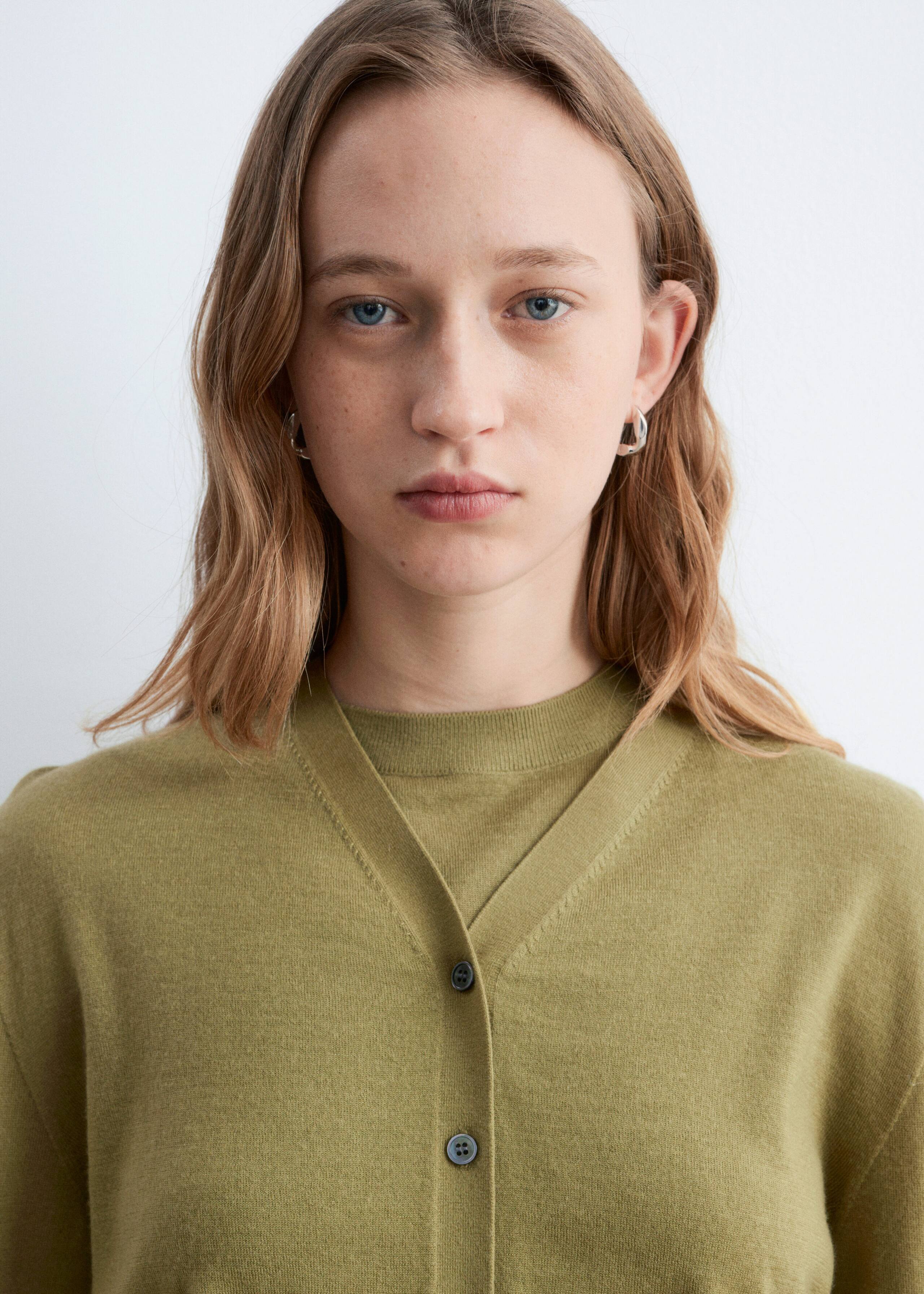 Image of Cardigan court en cachemire