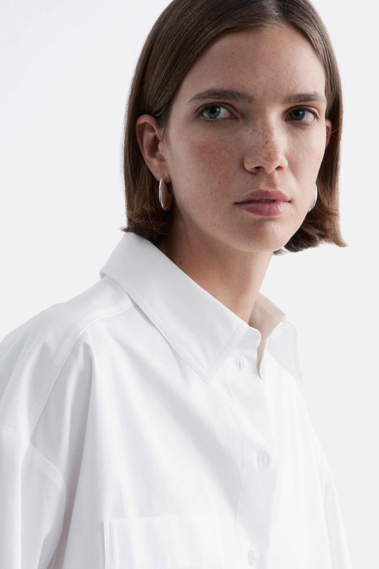 Chemise courte oversize en coton - Blanc/Rose pastel/Noir/Beige/Rayures bleues - 4