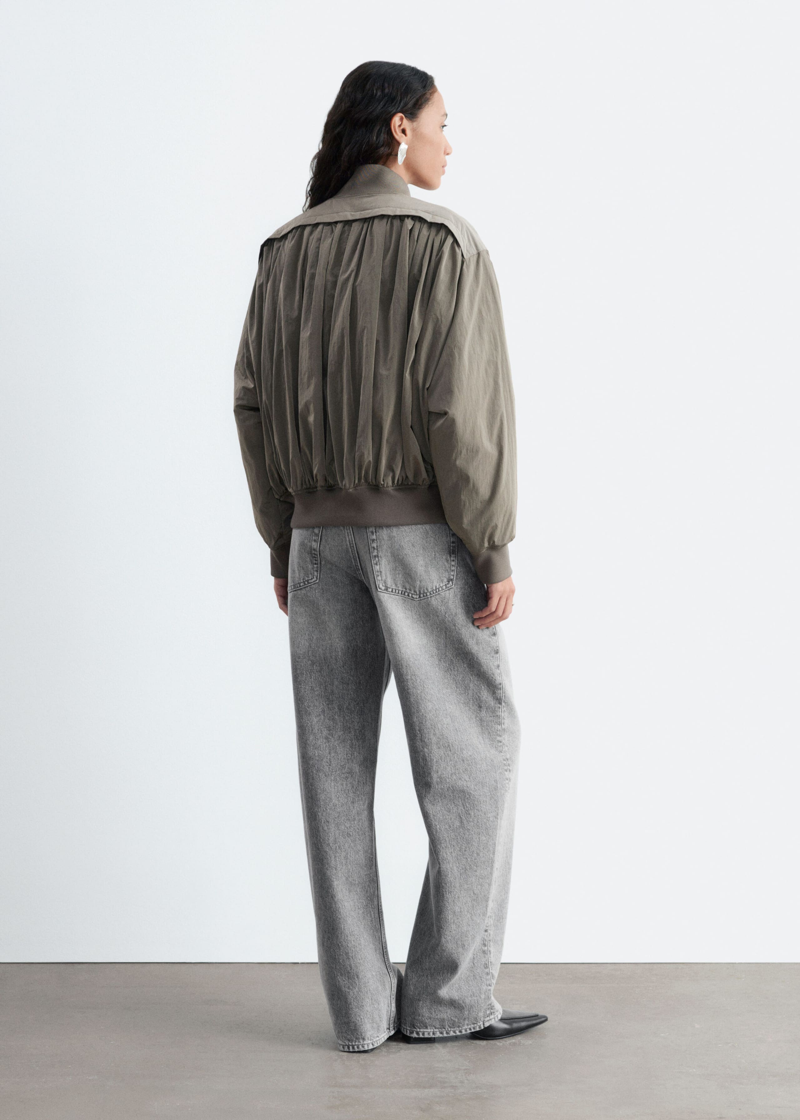 Veste style bomber froncée - Taupe - Lookbook