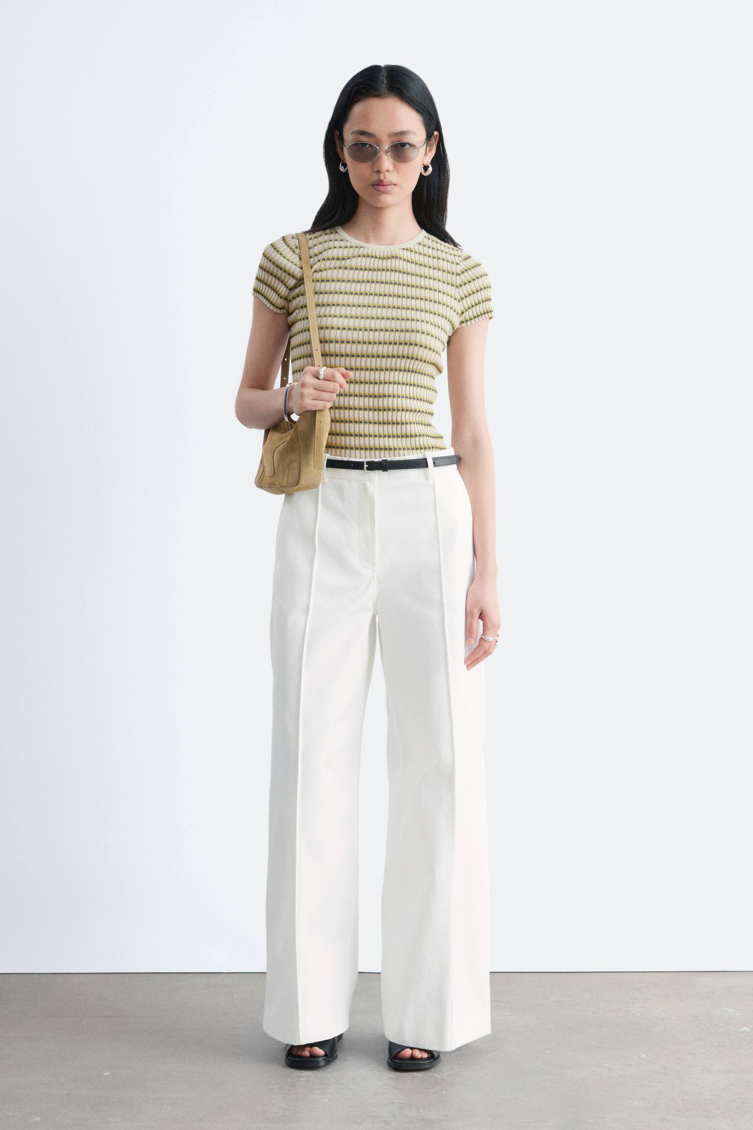 חולצת טי בסריגת ריב עם פסים - 8