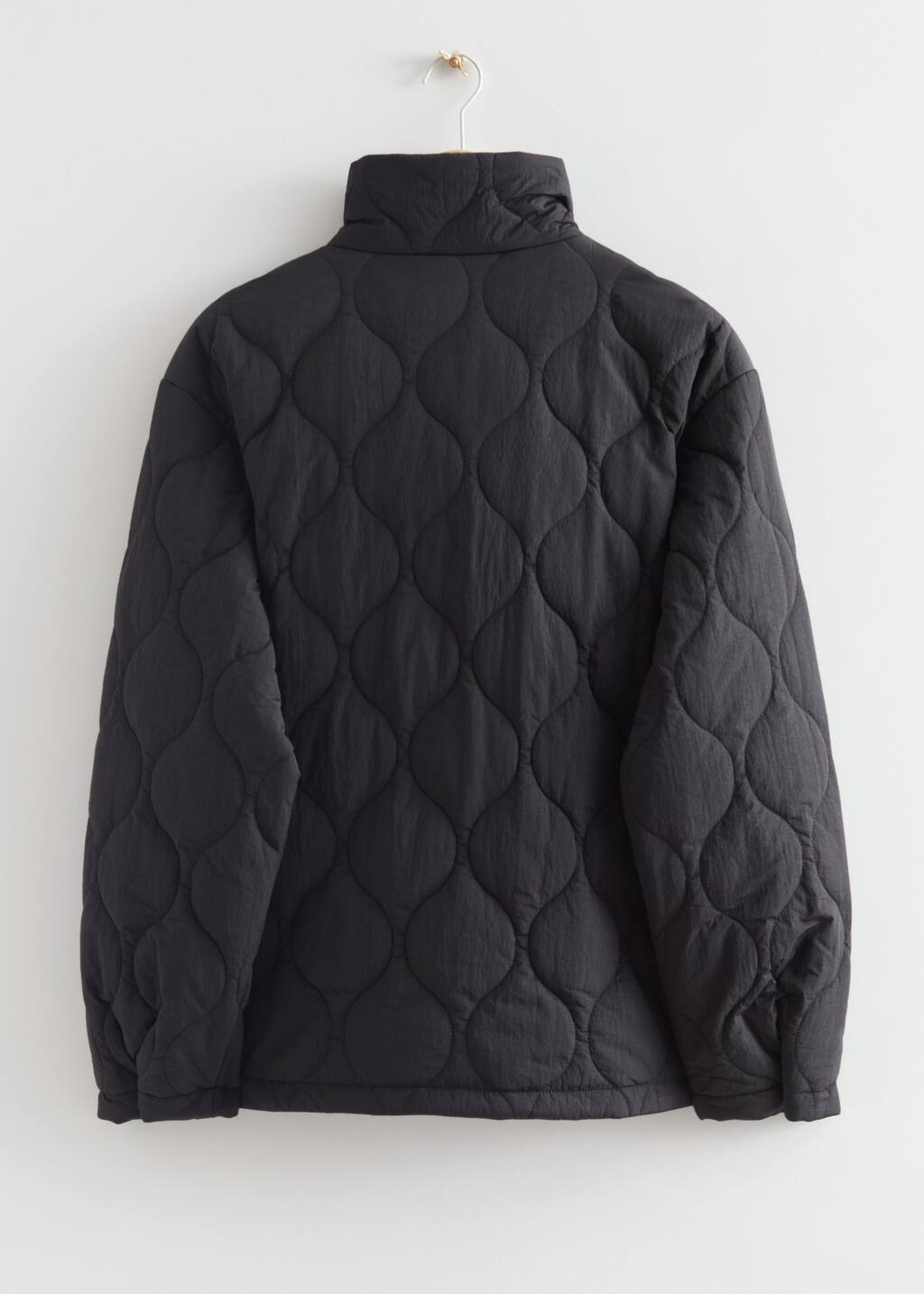 Oversized Wave Quilted Jacket - Black - Still Life