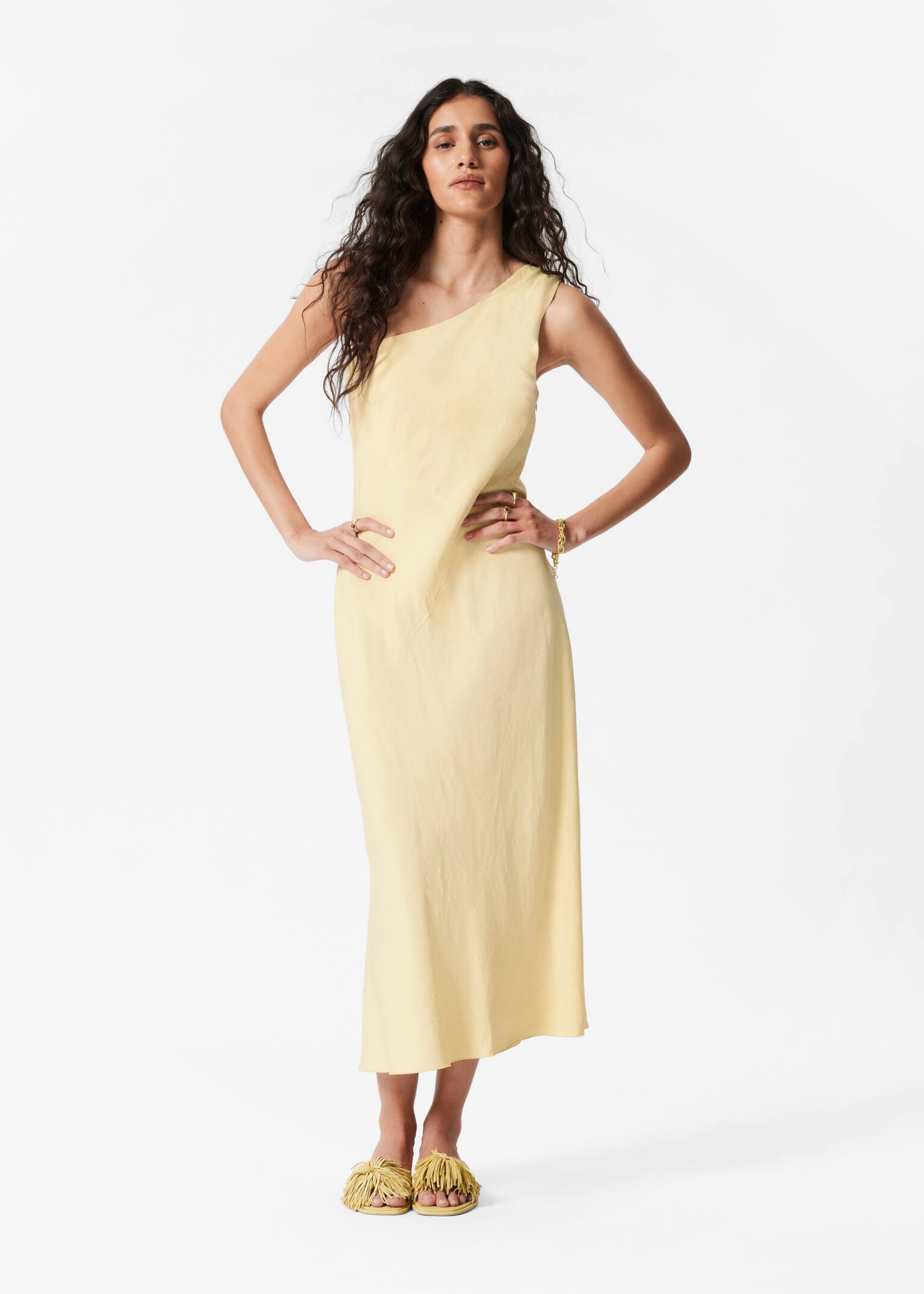 Abito midi monospalla - Giallo pastello/Marrone scuro/Beige