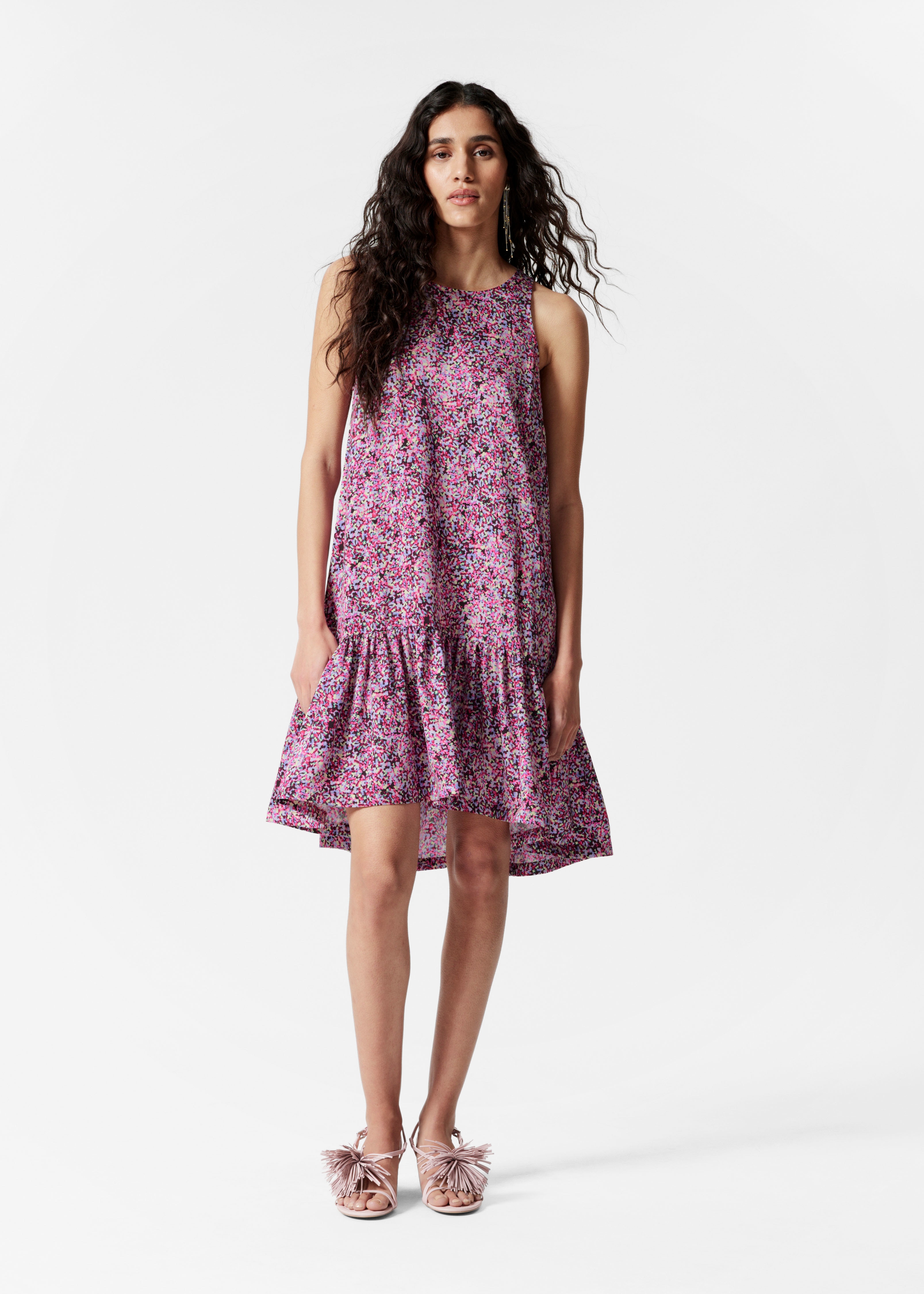 Minišaty s volánky - Růžový vzor/Černá/Světle modrá