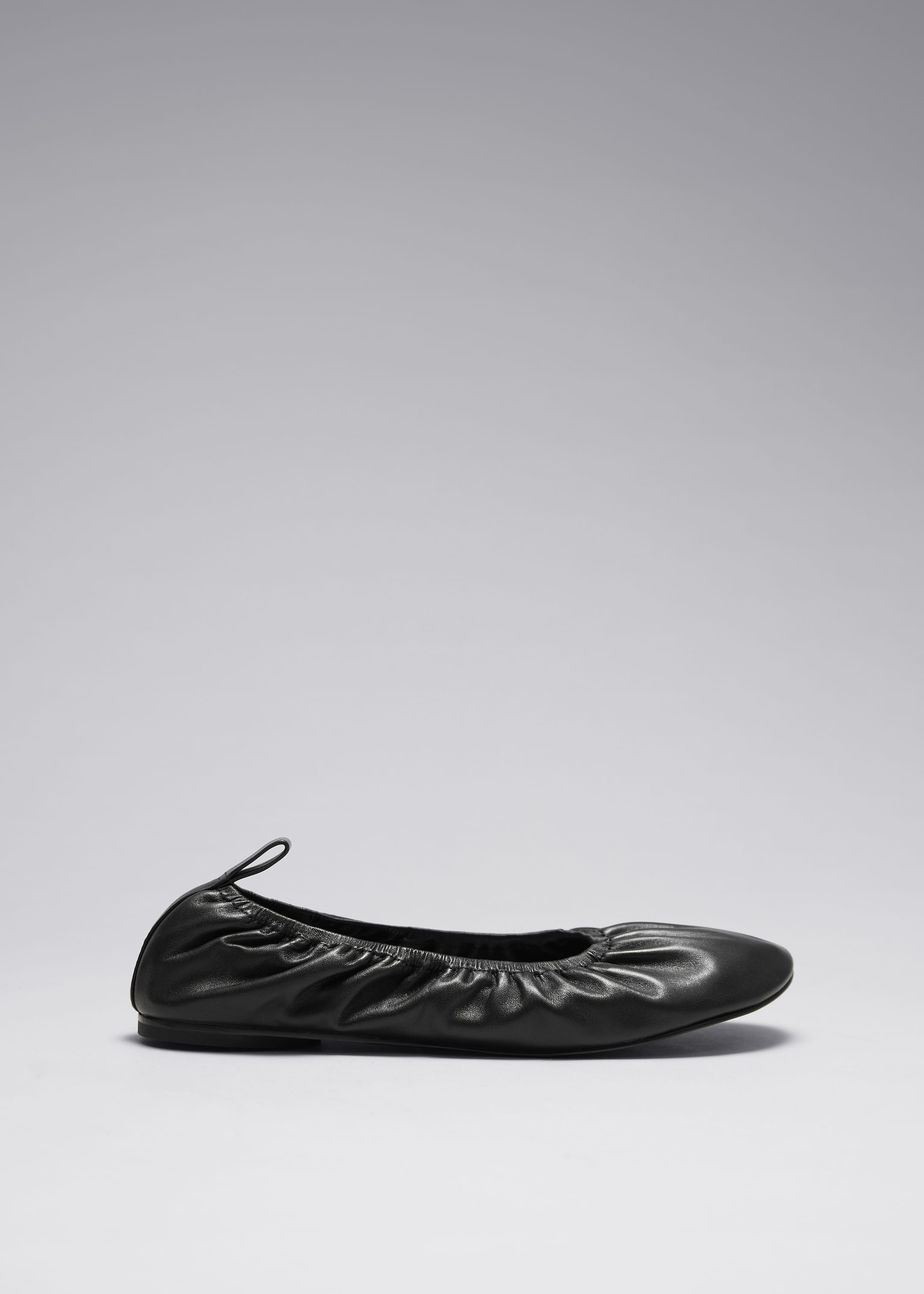 Ingrandisci l'immagine: Ruched Leather Ballet Flats - Black - DONNA | H&M CH 1