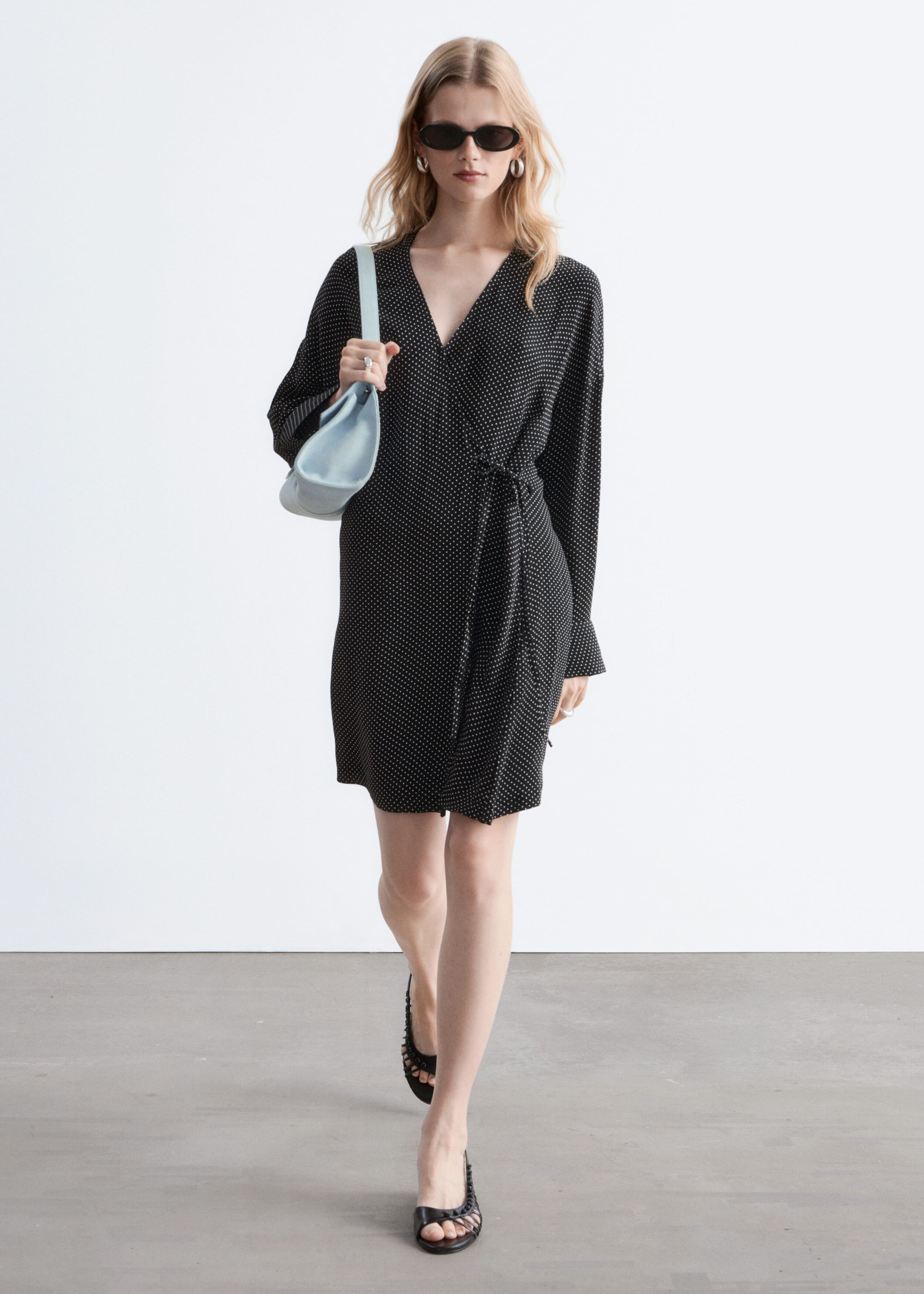 Mini-Wickelkleid - Black/Dots - Lookbook