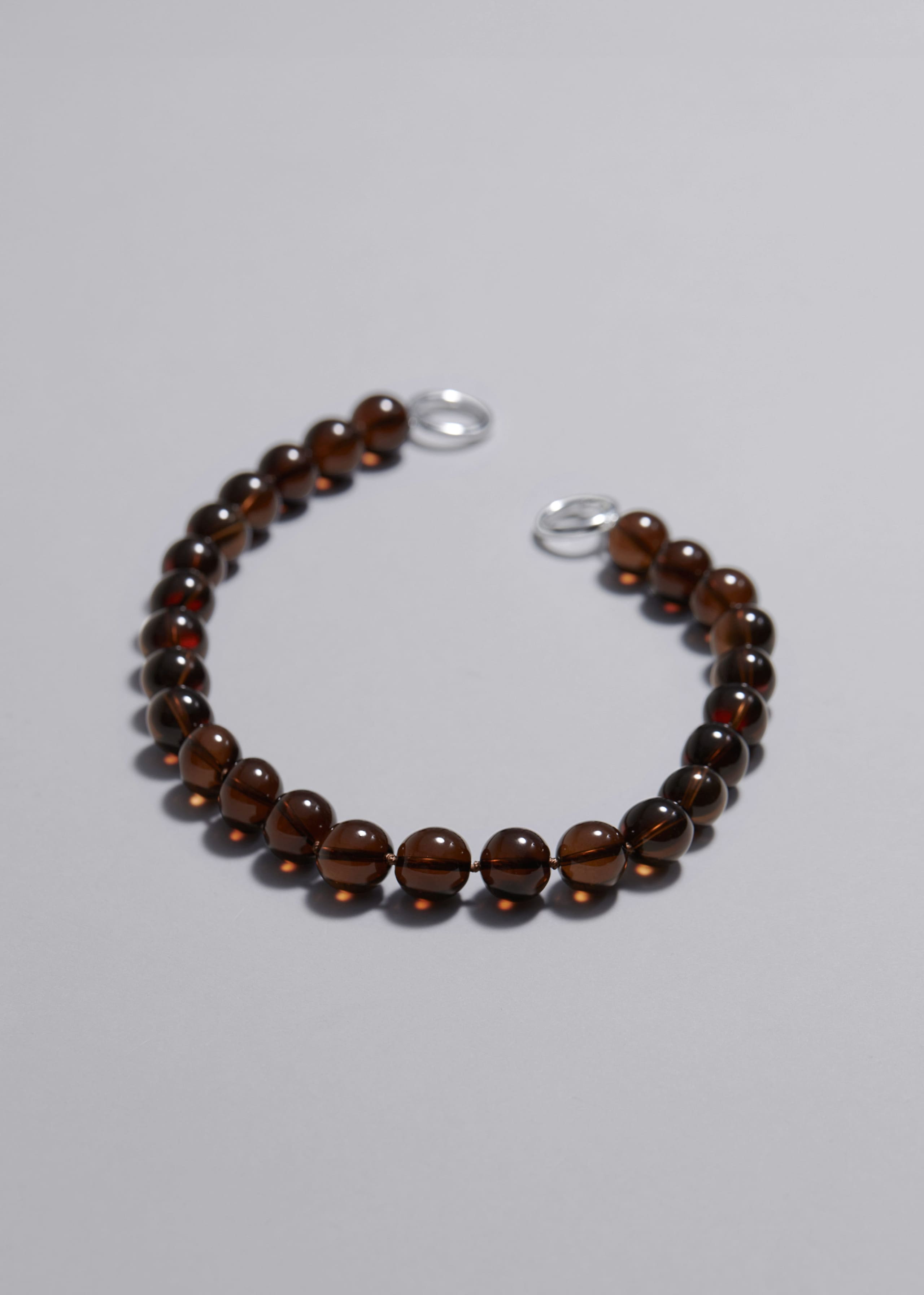 Collier court en perles de pierre - Ambre - Still Life