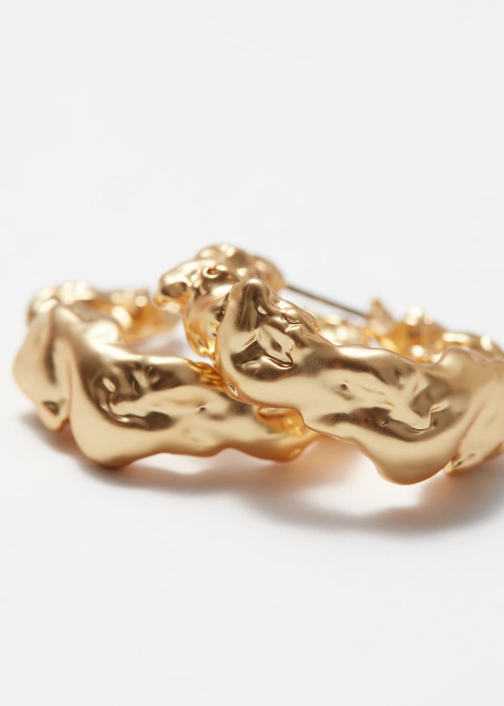 Image of Sculpted Hoop Earrings