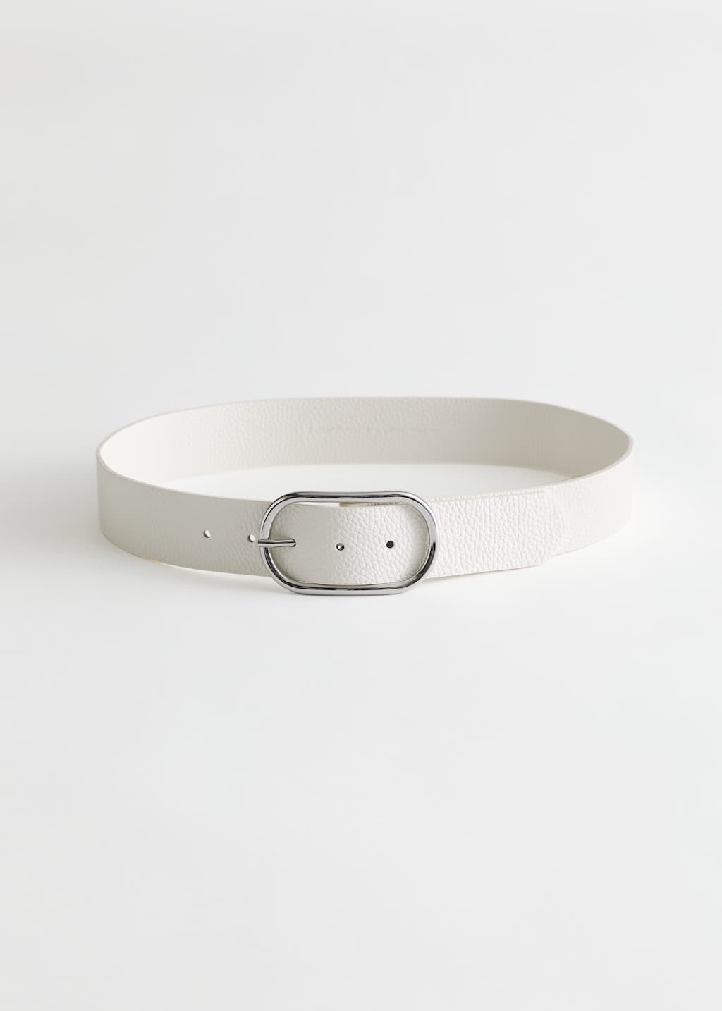 Oval Buckled Leather Belt - Terracotta - Still Life