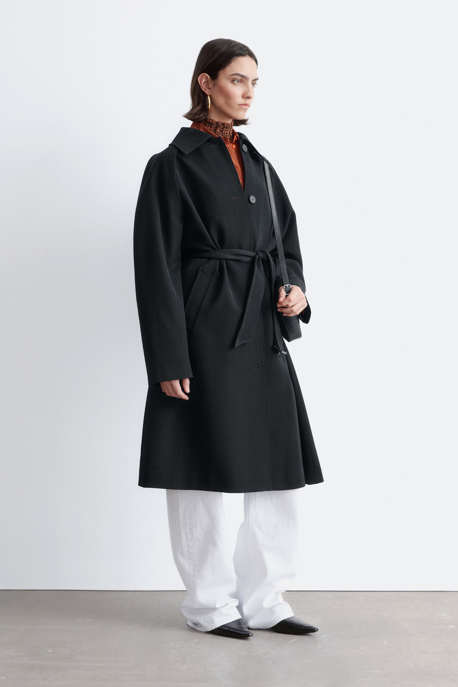 Trenchcoat i ull med knytskärp - Svart/Mullvad - 6