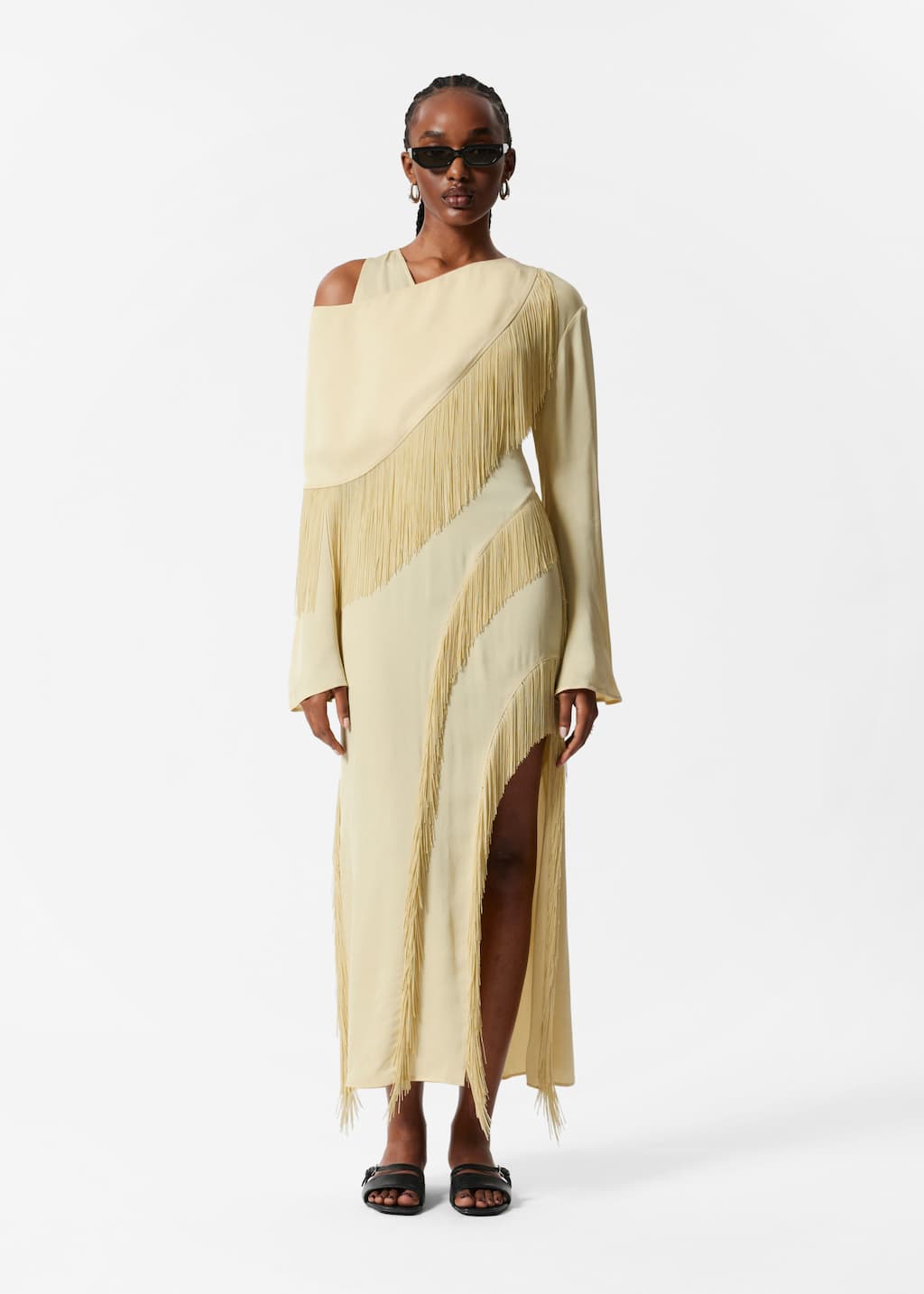 Maxi abito con frange - Giallo chiaro - Lookbook