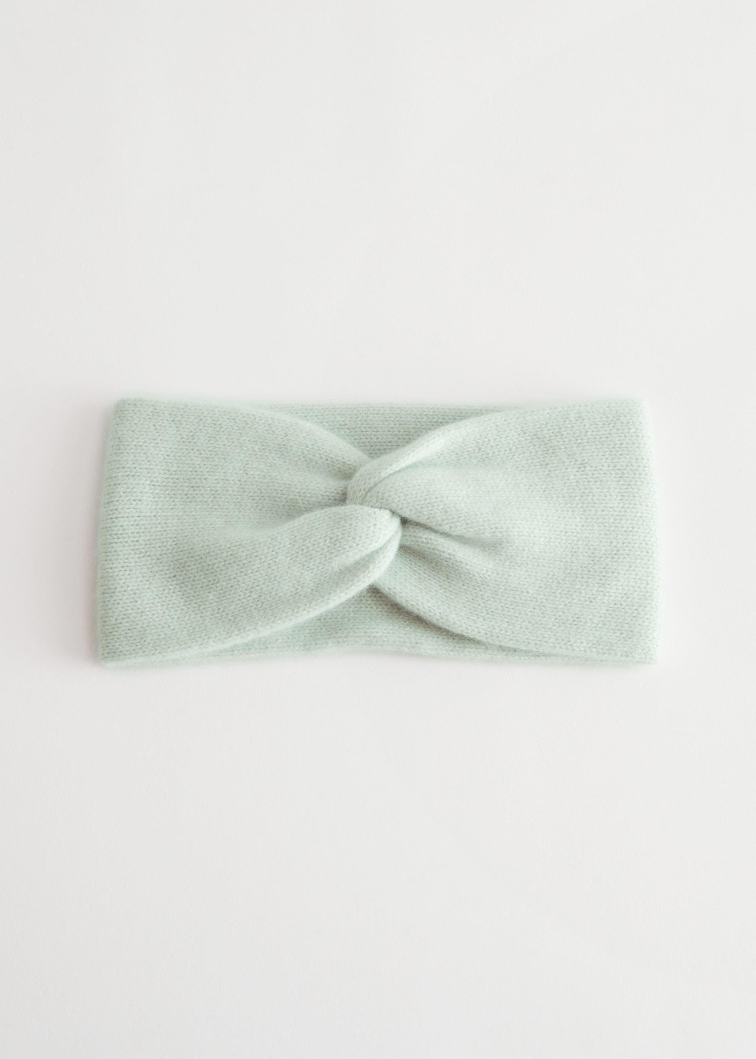 CashmereTwistKnotHeadband - Light Green - Natura morta