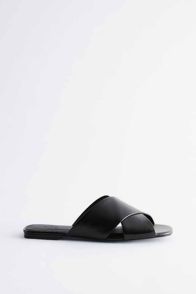 Sandalias de tiras cruzadas - Negro/Beige/Marrón/Blanco roto/Rojo brillante - 1