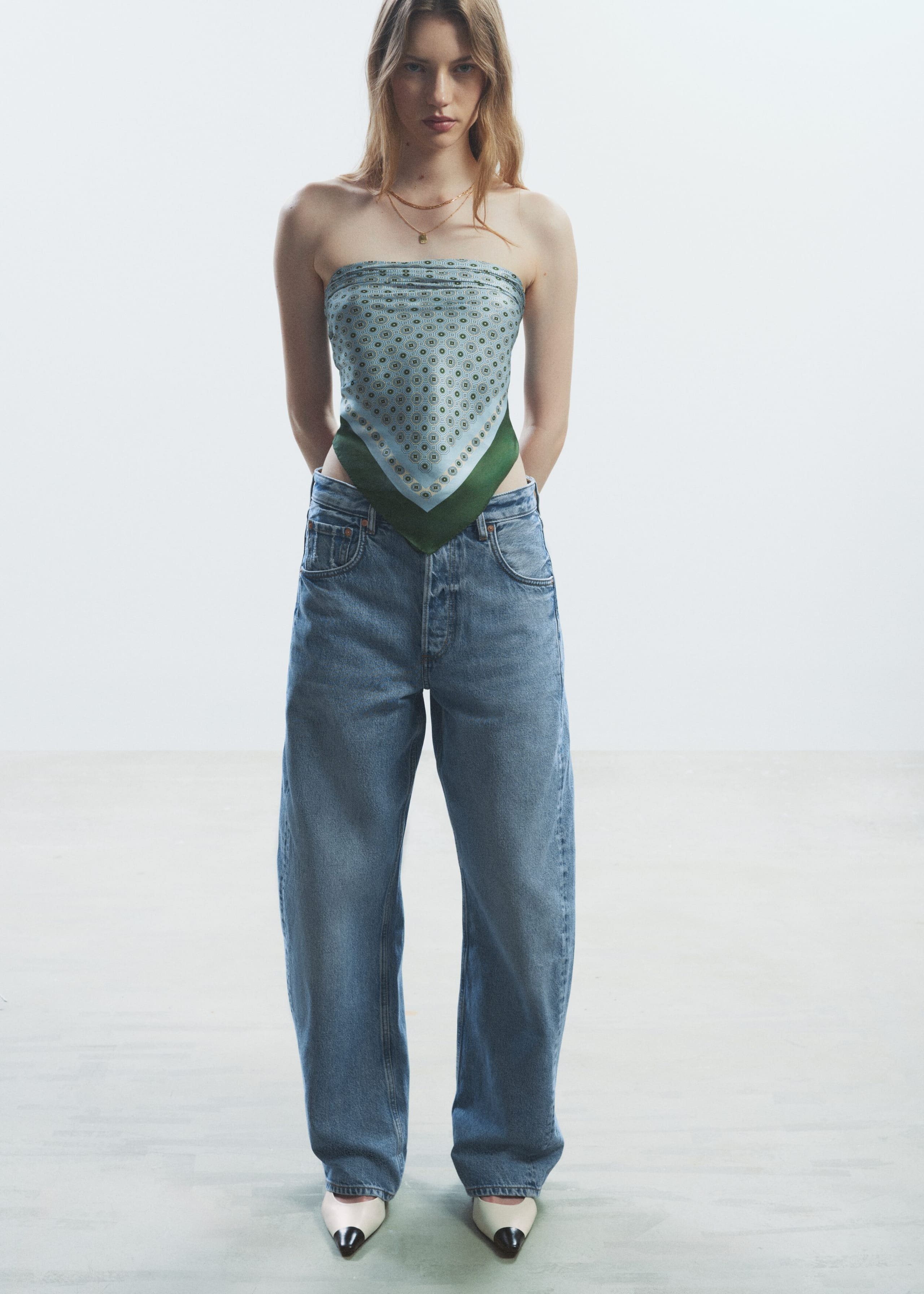 Barrel-Leg Jeans - Mid Blue - Still Life