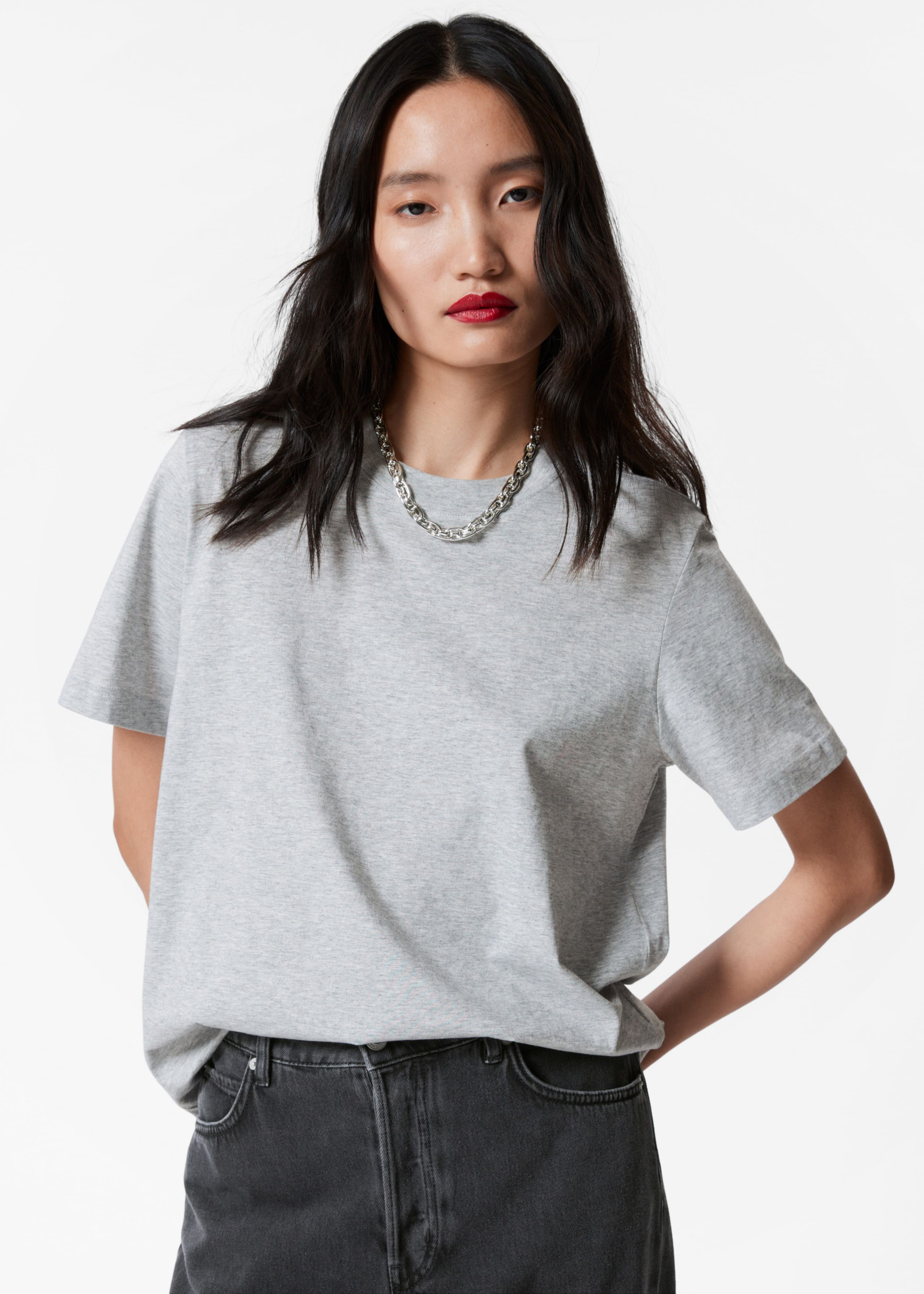 T-Shirt mit Rundhalsausschnitt - Beige - Lookbook