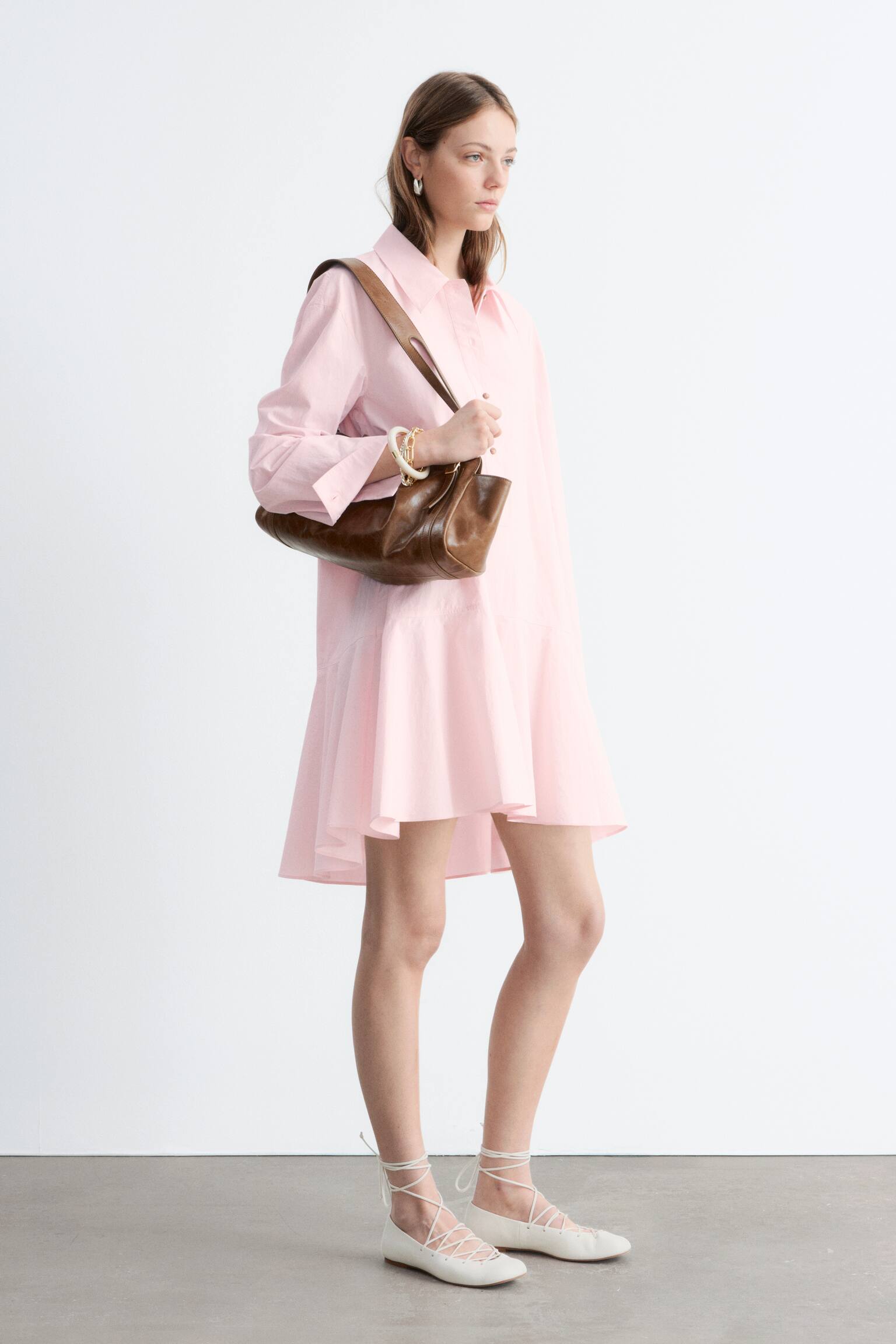 שמלת חולצה מכותנה עם מותן נמוכה - ורוד פסטל - 3