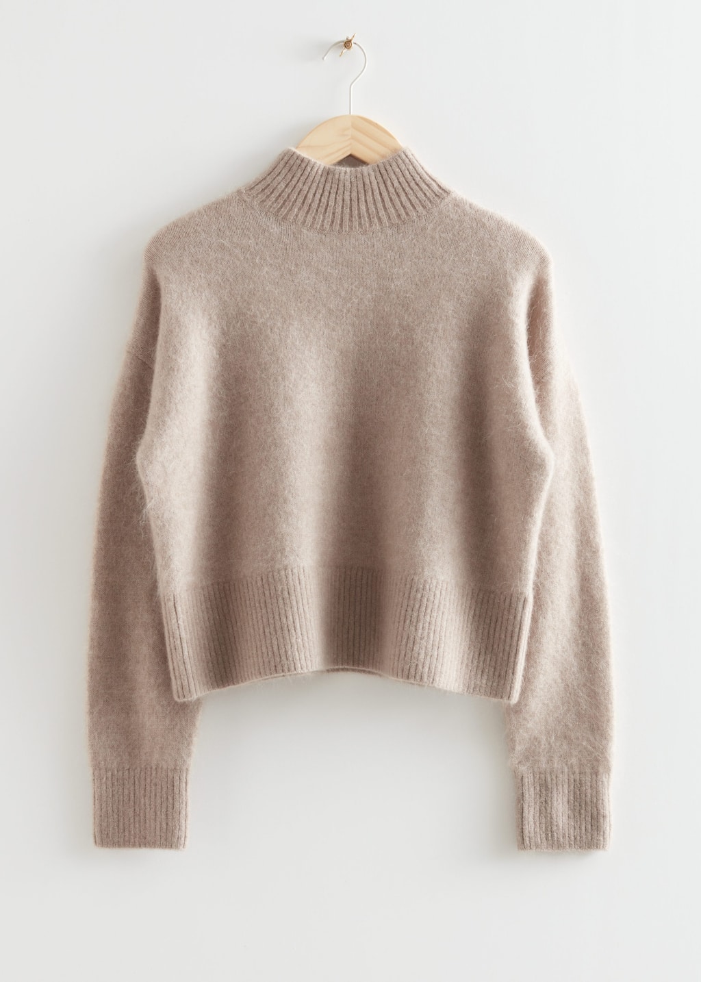 Krótki dzianinowy sweter z półgolfem – Red – Martwa natura