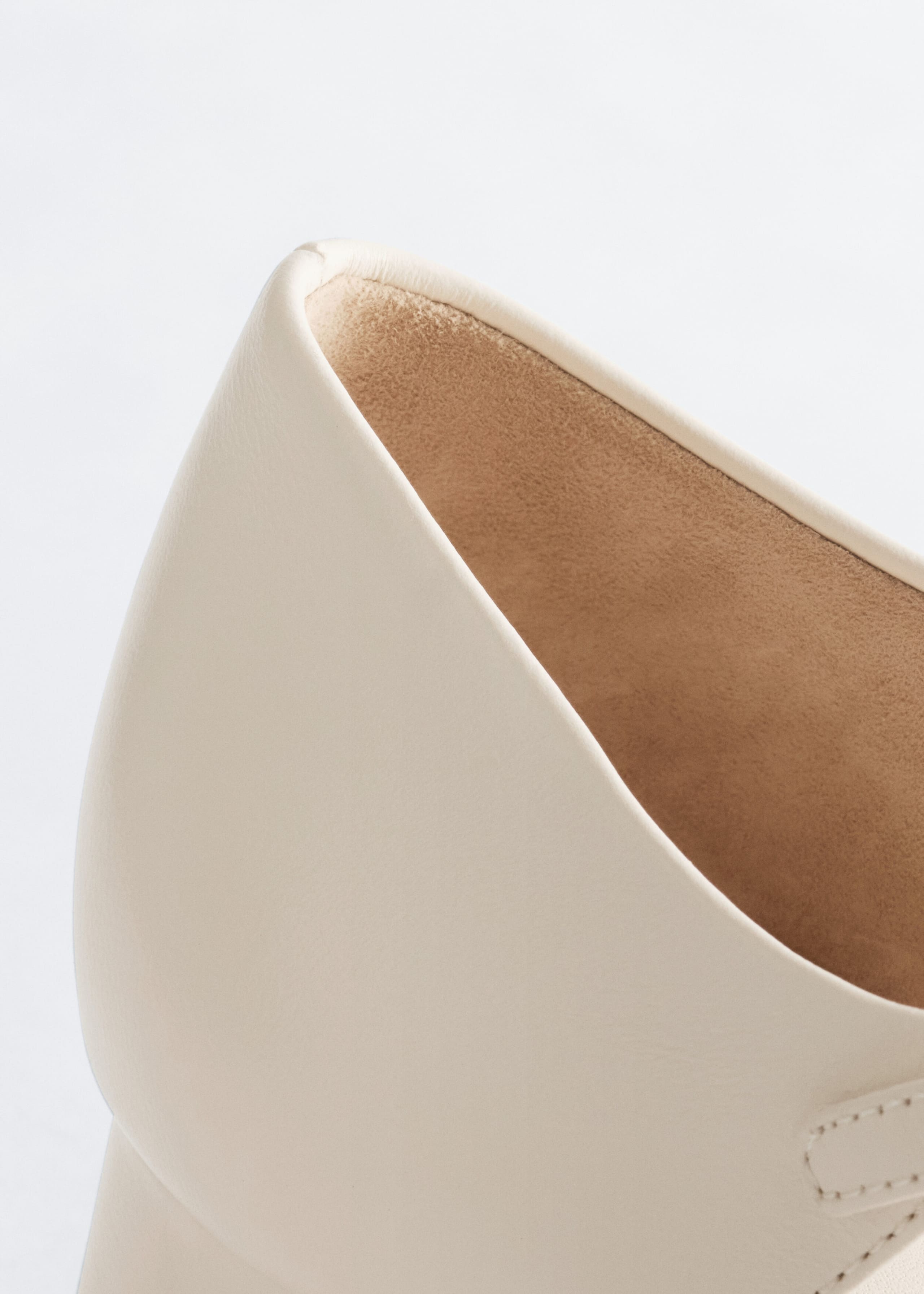 Leren pumps met blokhak - {{variantName}} - Beschrijving