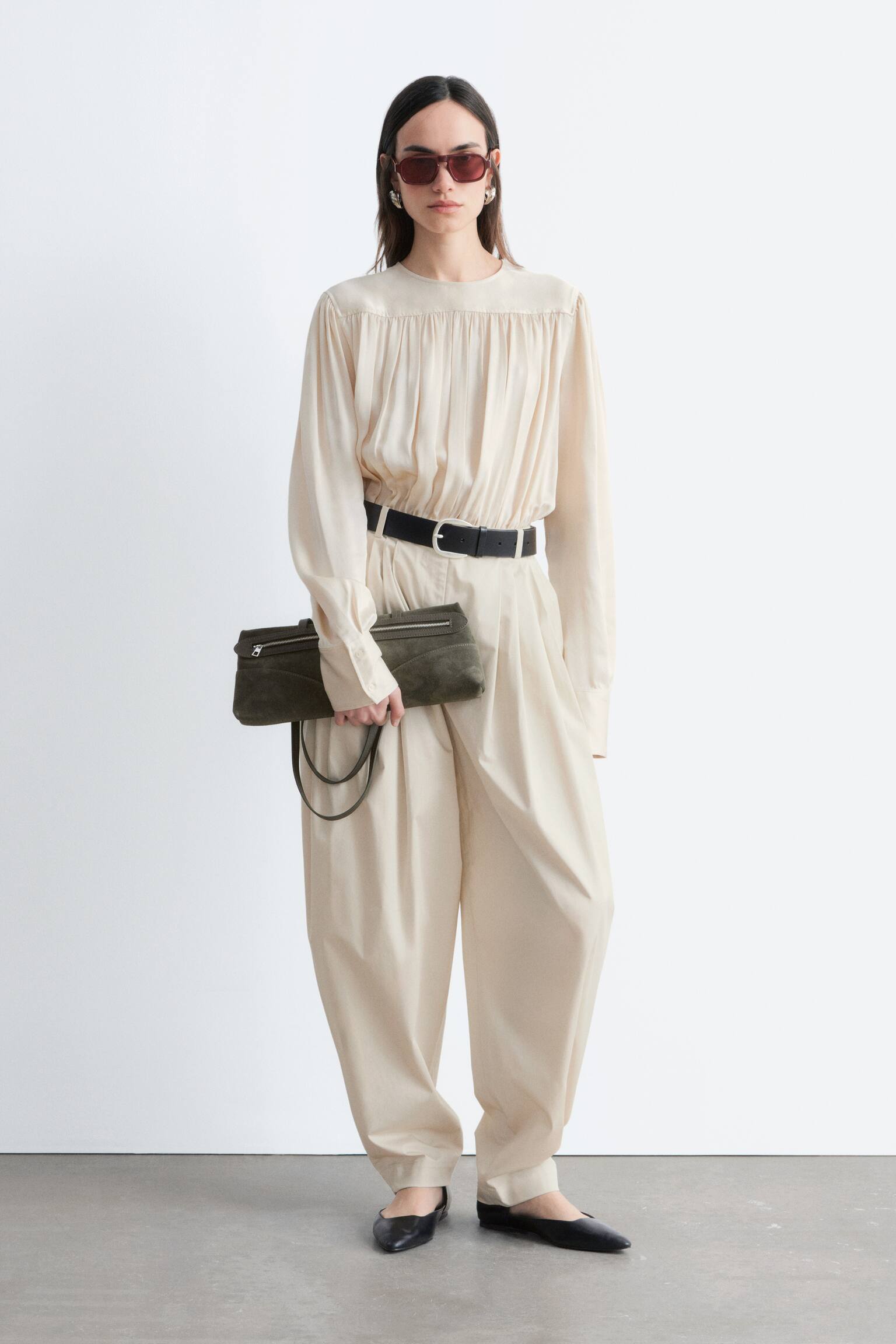 Pantaloni barrel a pieghe - Bianco sporco - 1