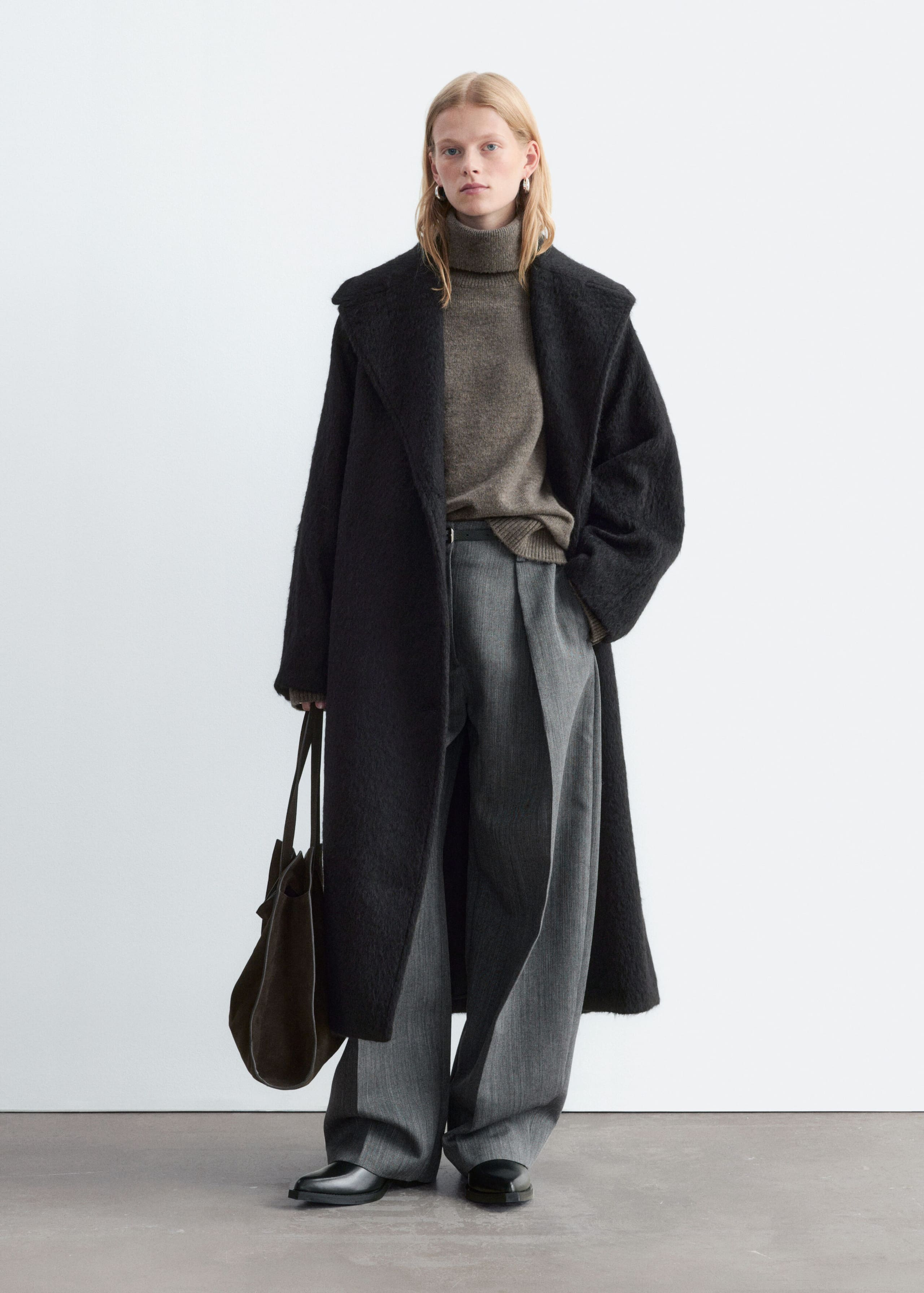 Oversized Wool Coat - Black - Lookbook