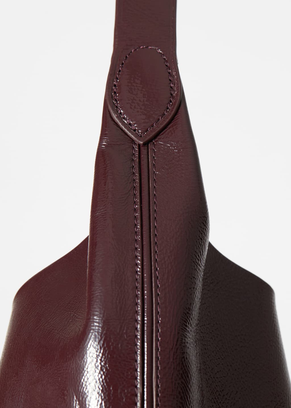 Large Patent-Leather Tote Bag - {{variantName}} - Descriptive Detail