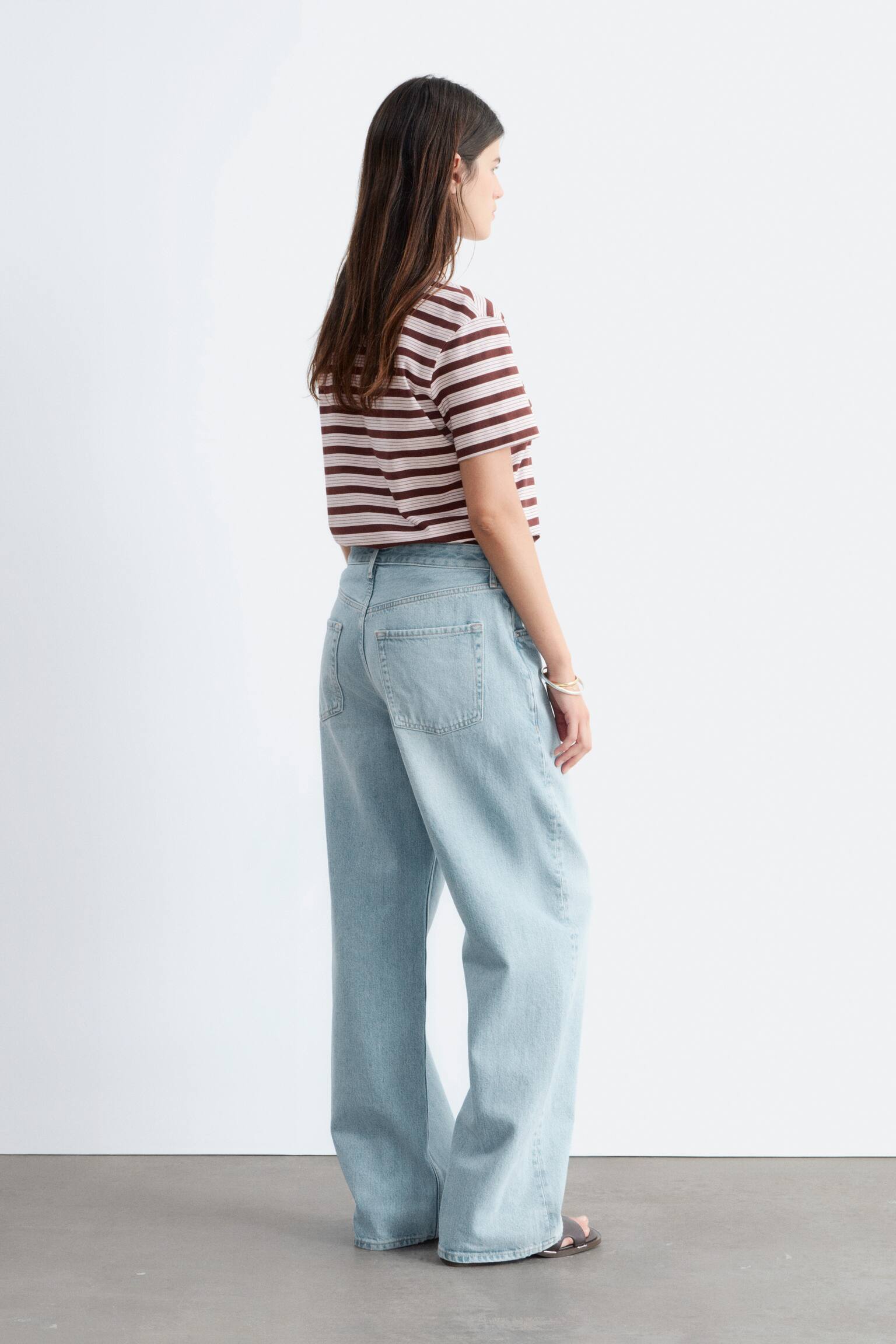 T-Shirt aus Baumwolle mit Rundhalsausschnitt - Rosa/Braun/Gestreift/Gelb/Flieder/Dunkelbraun/Weiß/Hellblau/Hellrosa/Rot/Schwarz/Marineblau/weiß gestreift - 5