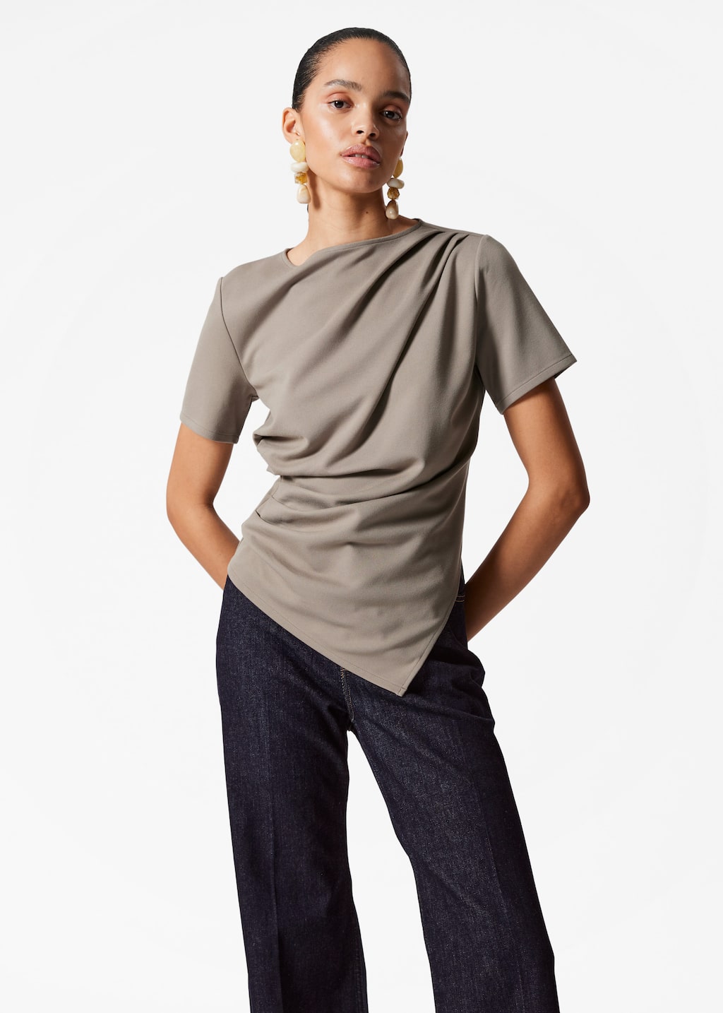 T-shirt asymétrique drapé - Noir - Lookbook