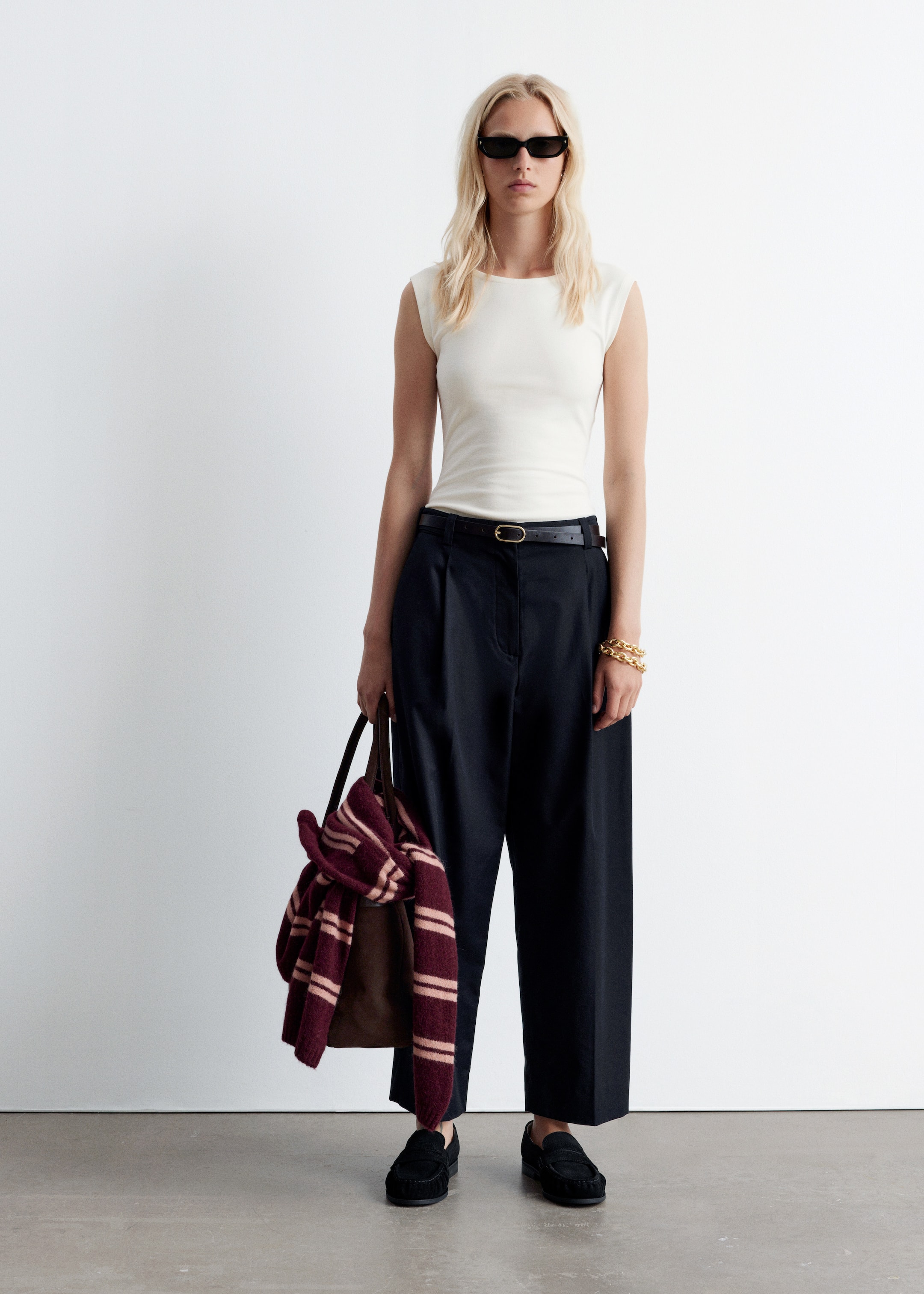 Ver imagem maior: Top com decote em V nas costas - Branco - SENHORA | H&M PT 1