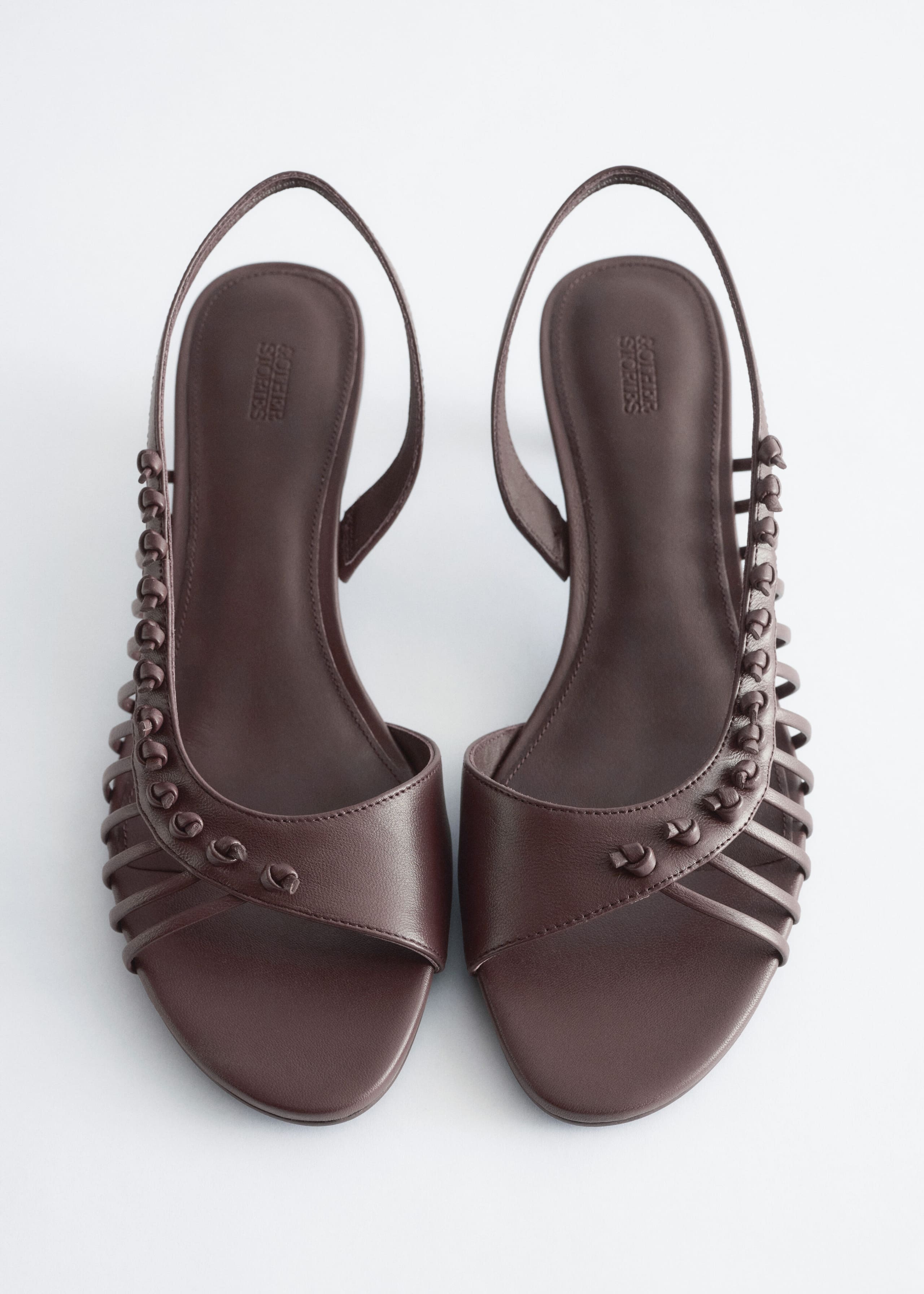 Image of Sandali in pelle con cinturini