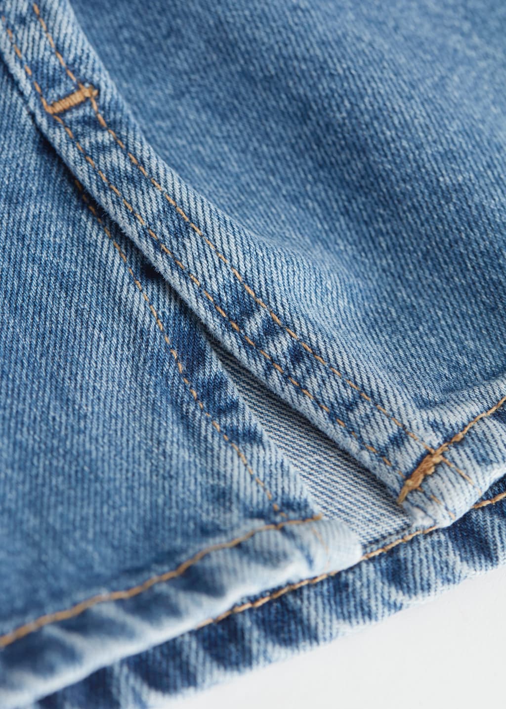 Jean bootcut fendu - {{variantName}} - Descriptive Detail