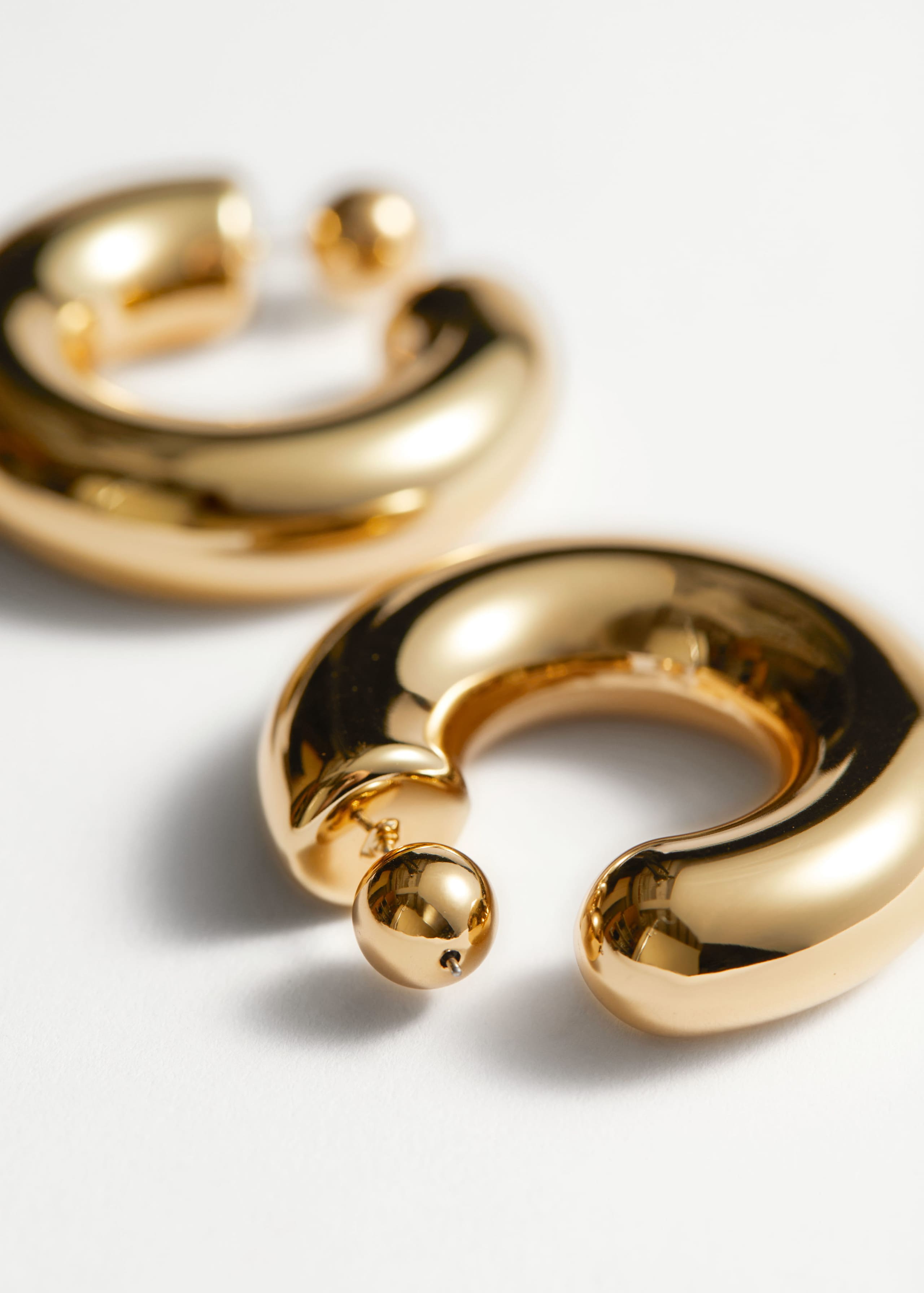 Big Chunky Hoops - Gold - Still Life