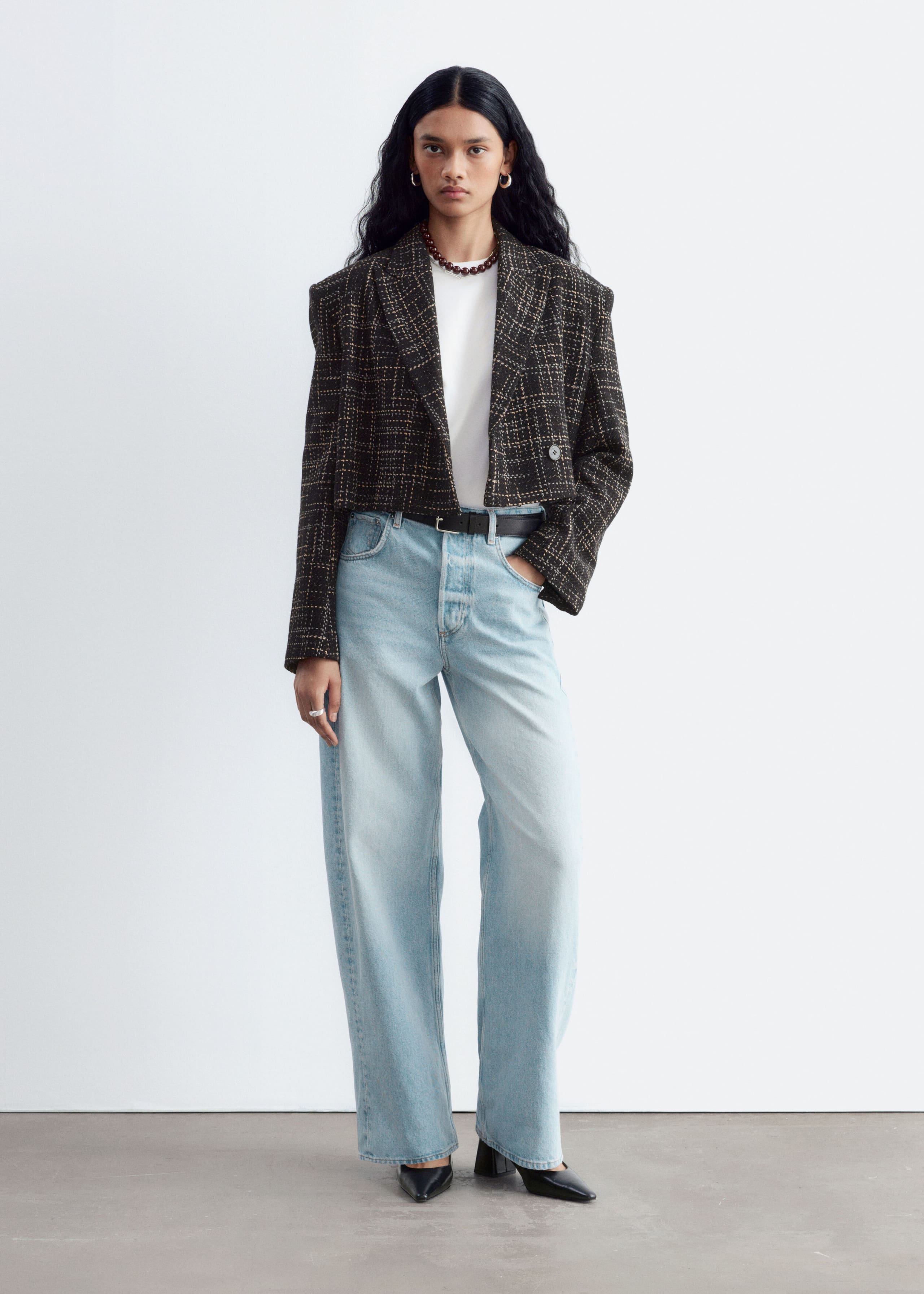 Barrel-Leg Jeans - Light Blue - Lookbook