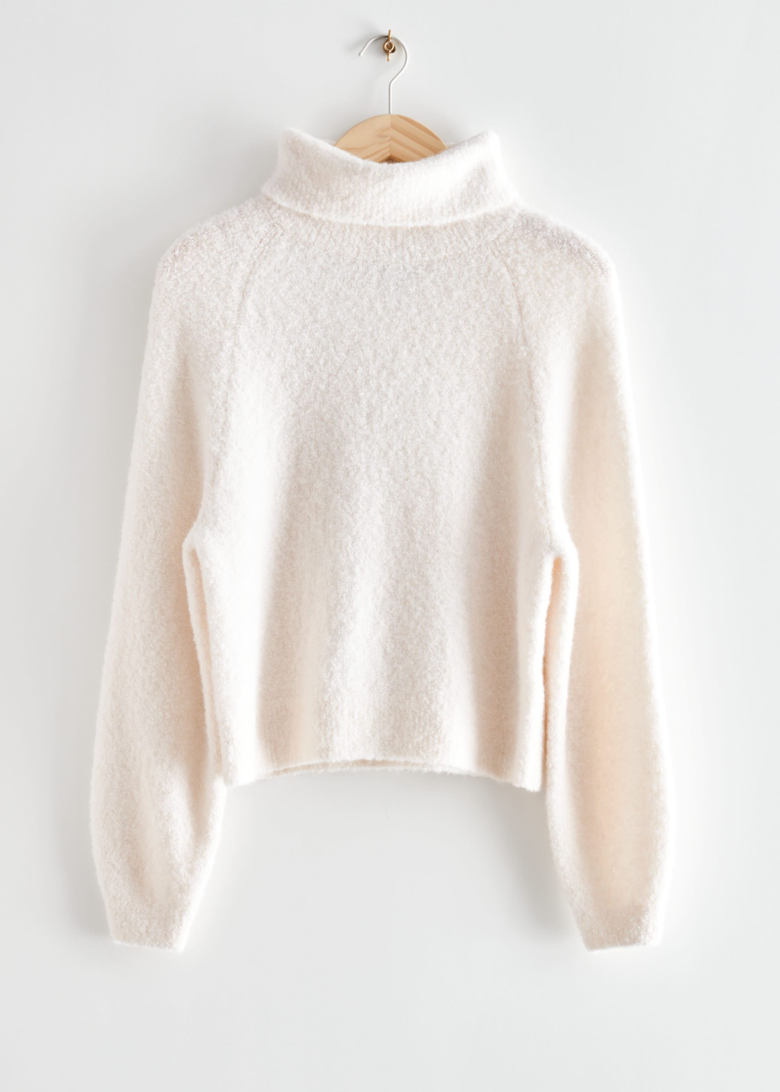 Alpaca Turtleneck Sweater - White - Bodegón