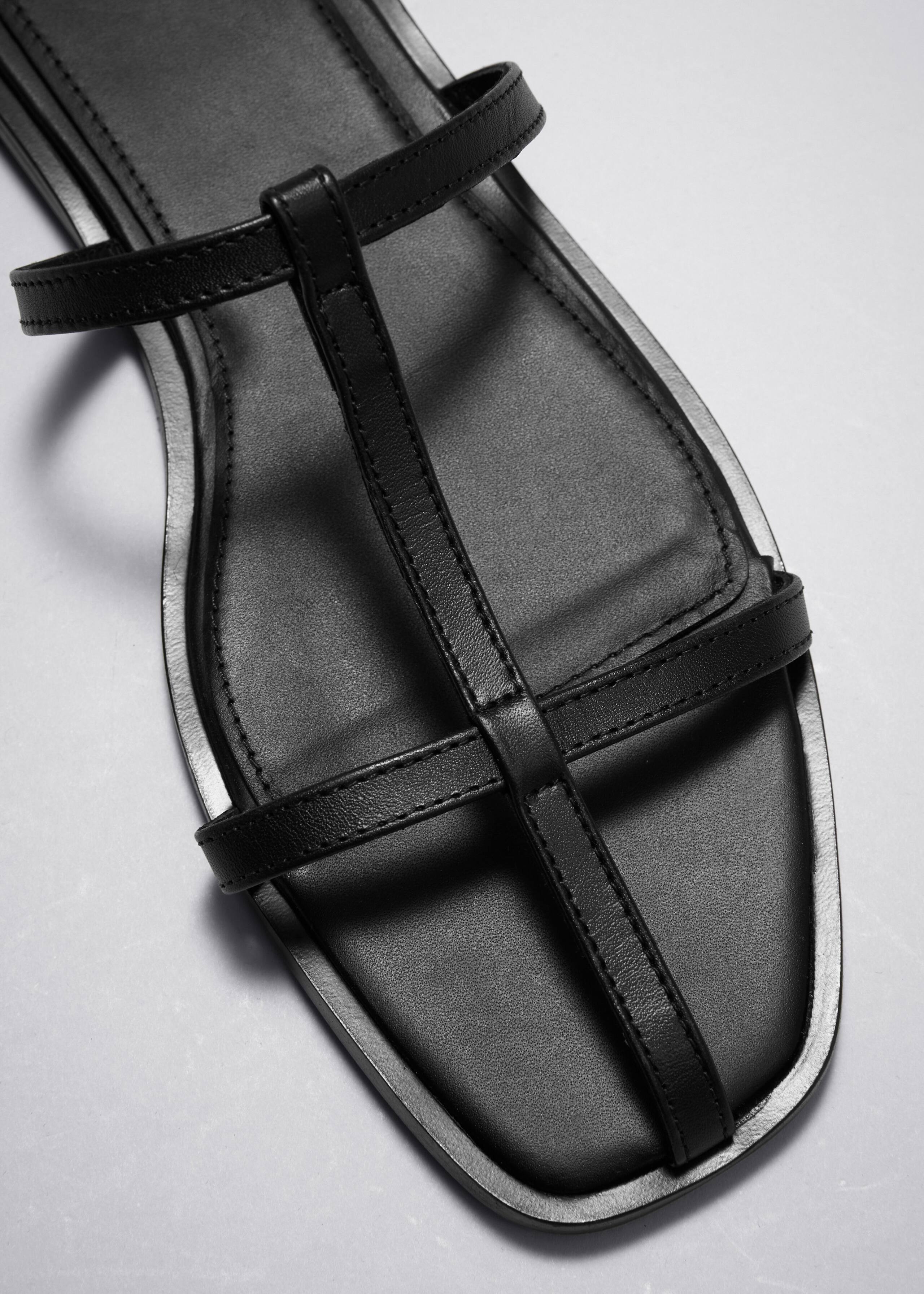 Leather Strap Sandals - {{variantName}} - Descriptive Detail