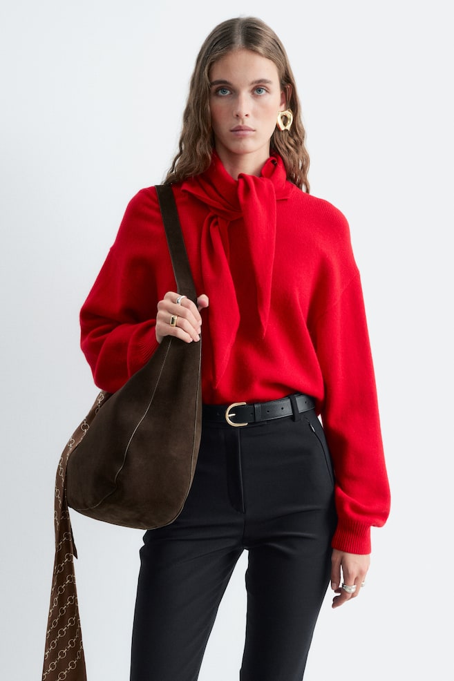 Pull en laine mérinos à écharpe - Rouge - 1