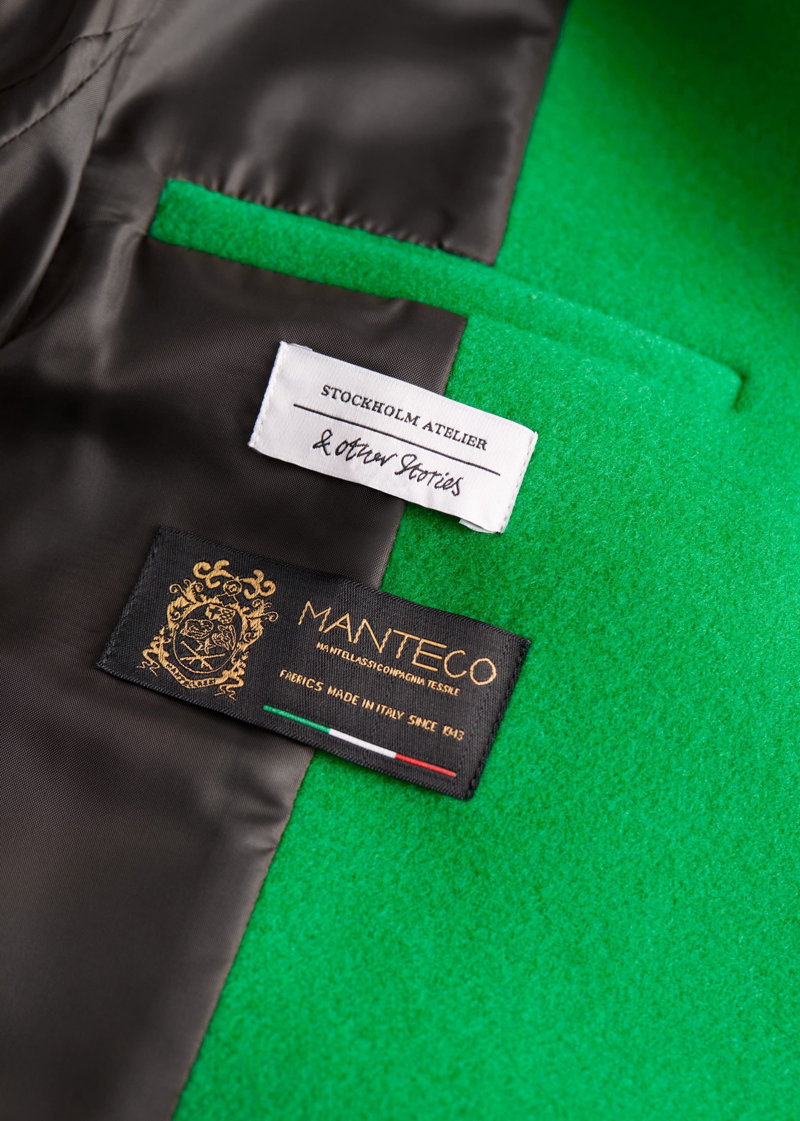 Relaxed Pea Coat - {{variantName}} - Descriptive Detail