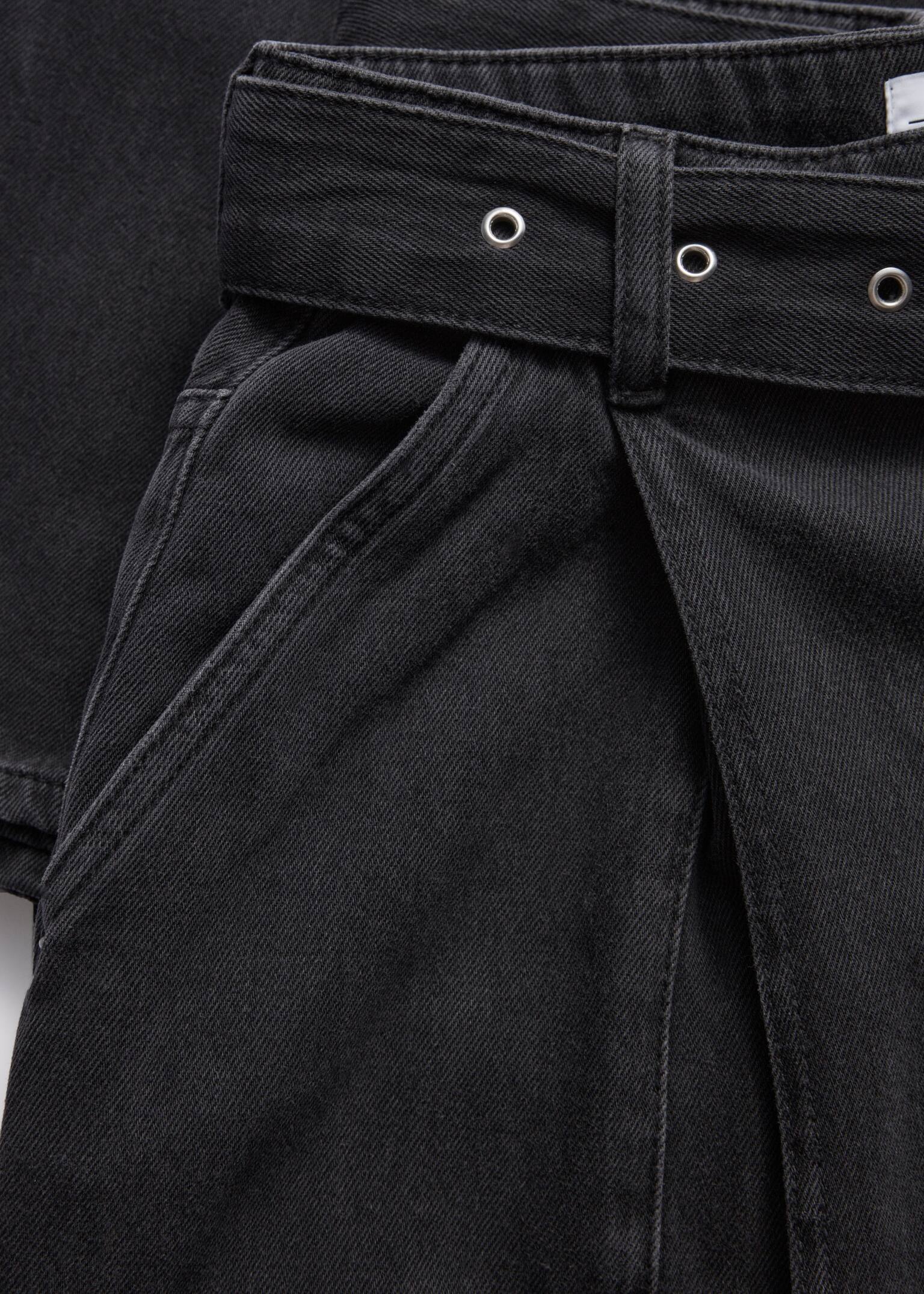 Dżinsy z plisą w pasie - Czarny - 3